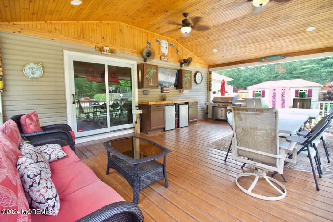 Jackson, New Jersey, 08527, United States, 4 Bedrooms Bedrooms, ,4 BathroomsBathrooms,Residential,Active,1992240