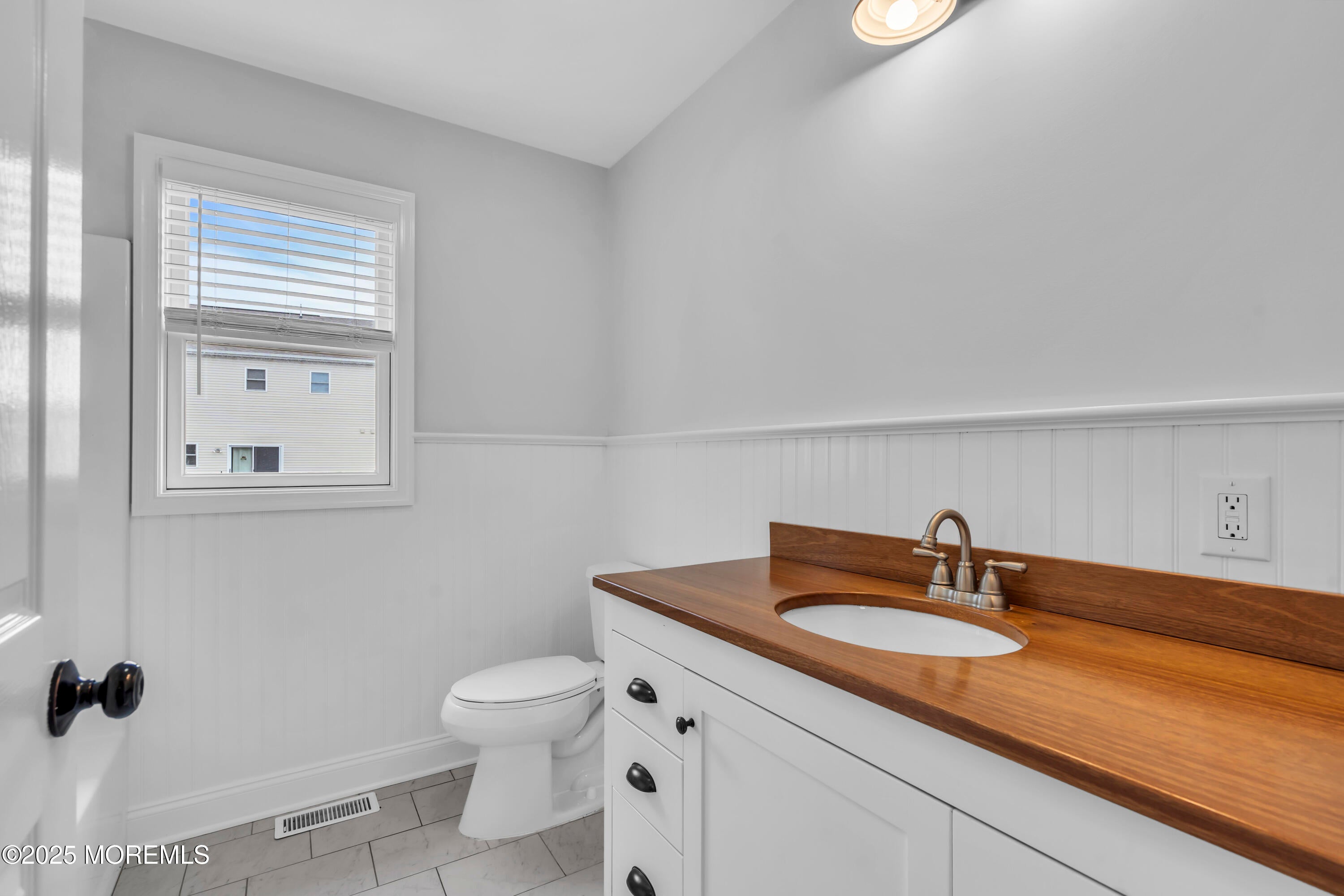 Point Pleasant Beach, New Jersey, 08742, United States, 3 Bedrooms Bedrooms, ,2 BathroomsBathrooms,Residential,Active,1969640