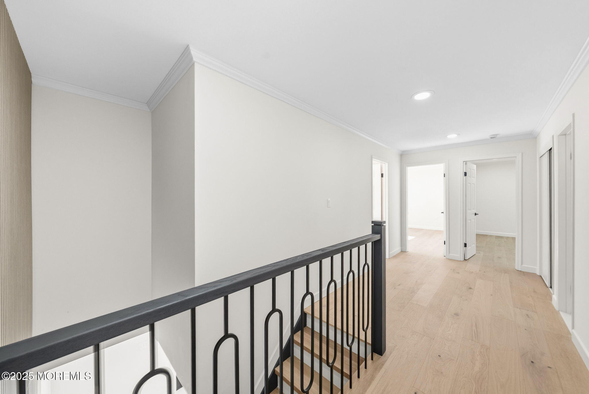 Manalapan, New Jersey, 07726, United States, 5 Bedrooms Bedrooms, ,4 BathroomsBathrooms,Residential,Active,1969663