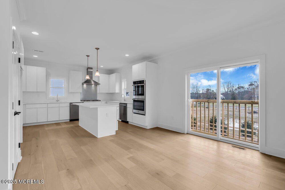 Toms River, New Jersey, 08755, United States, 5 Bedrooms Bedrooms, ,5 BathroomsBathrooms,Residential,Active,1997624