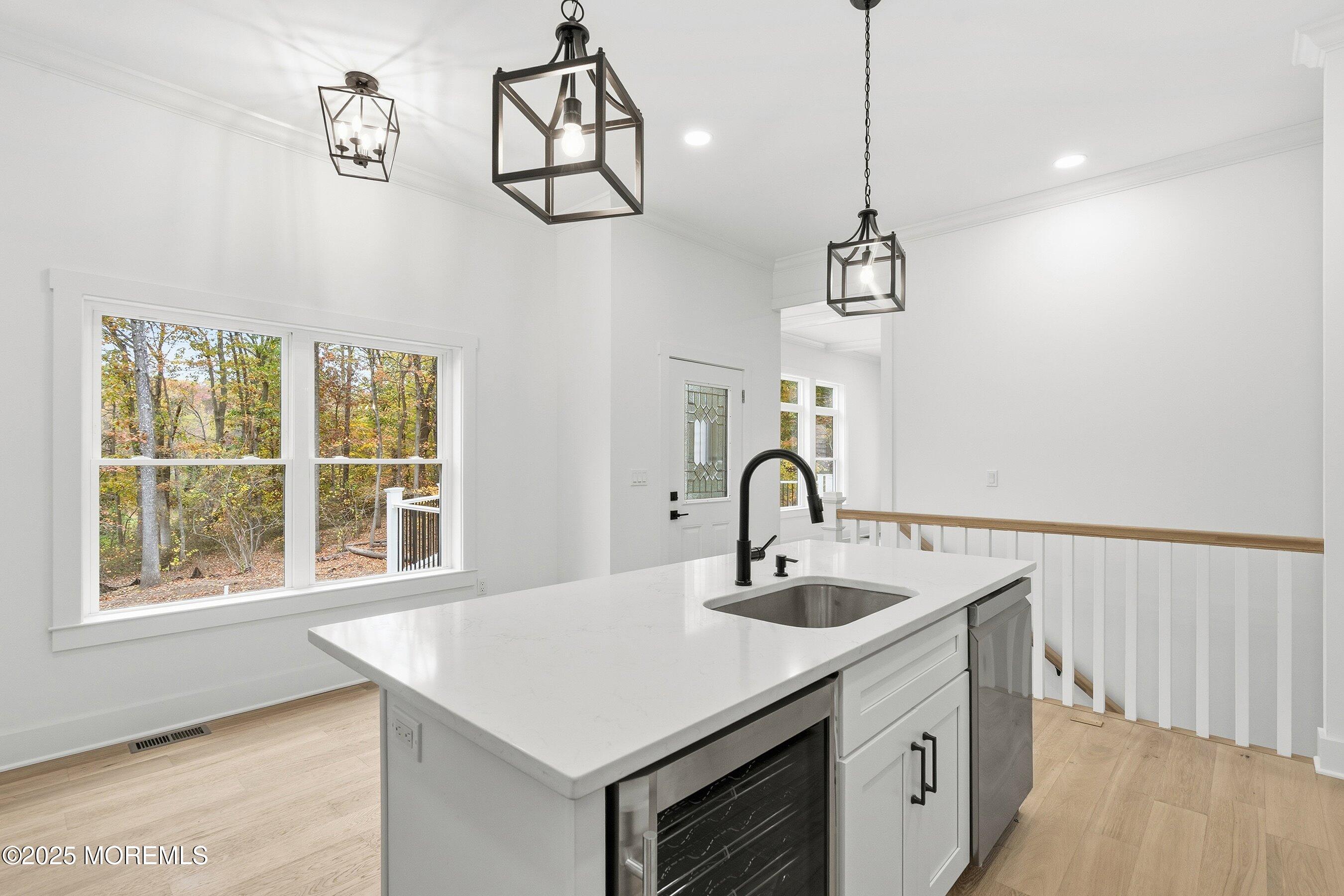 Manalapan, New Jersey, 07726, United States, 3 Bedrooms Bedrooms, ,2 BathroomsBathrooms,Residential,Active,1973334