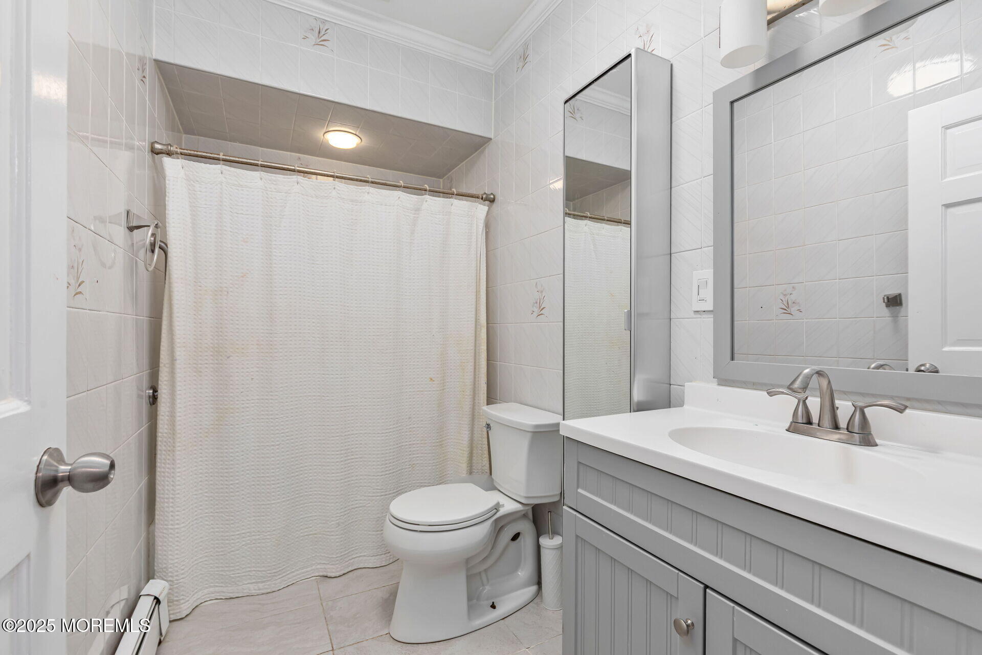 Atlantic Highlands, New Jersey, 07716, United States, 5 Bedrooms Bedrooms, ,5 BathroomsBathrooms,Residential,Active,1843829