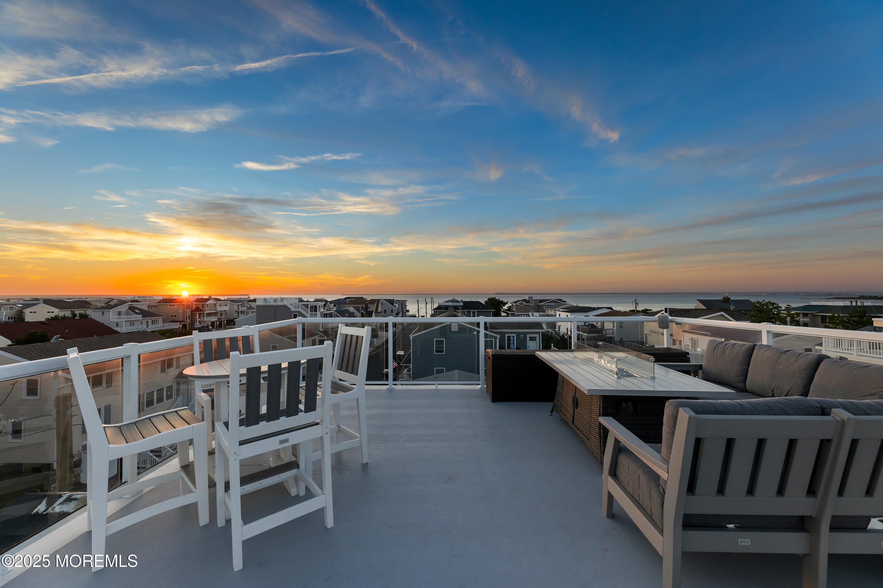 Beach Haven, New Jersey, 08008, United States, 6 Bedrooms Bedrooms, ,6 BathroomsBathrooms,Residential,Active,1969766