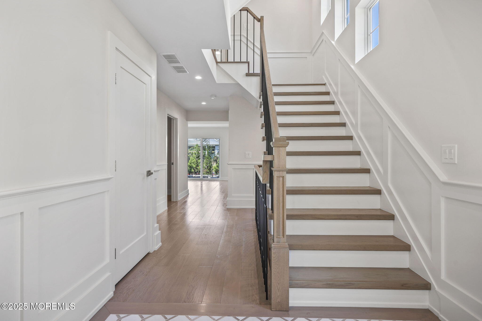 Long Branch, New Jersey, 07740, United States, 4 Bedrooms Bedrooms, ,4 BathroomsBathrooms,Residential,Active,1929687