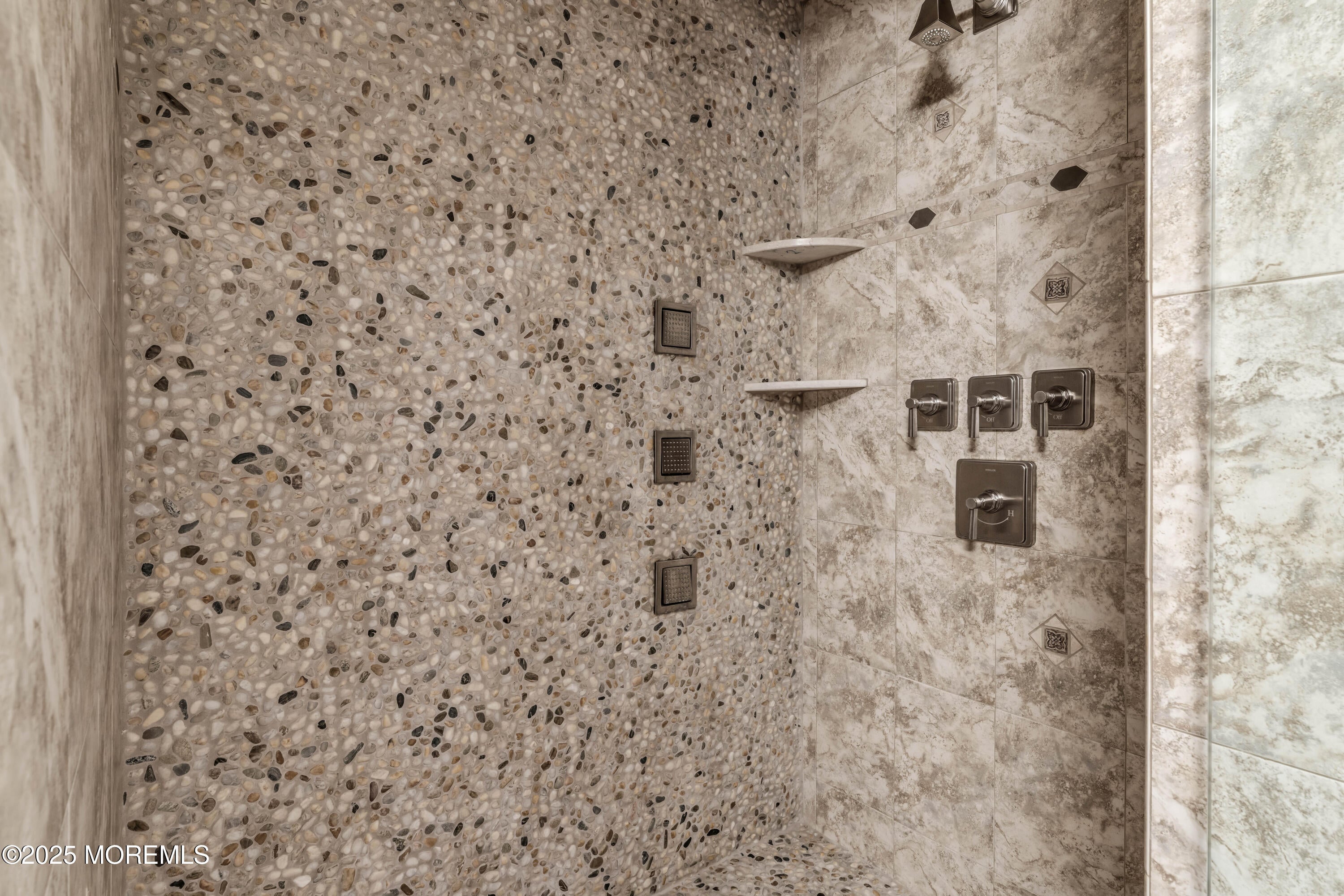 Old Bridge, New Jersey, 08857, United States, 5 Bedrooms Bedrooms, ,4 BathroomsBathrooms,Residential,Pending,1992258