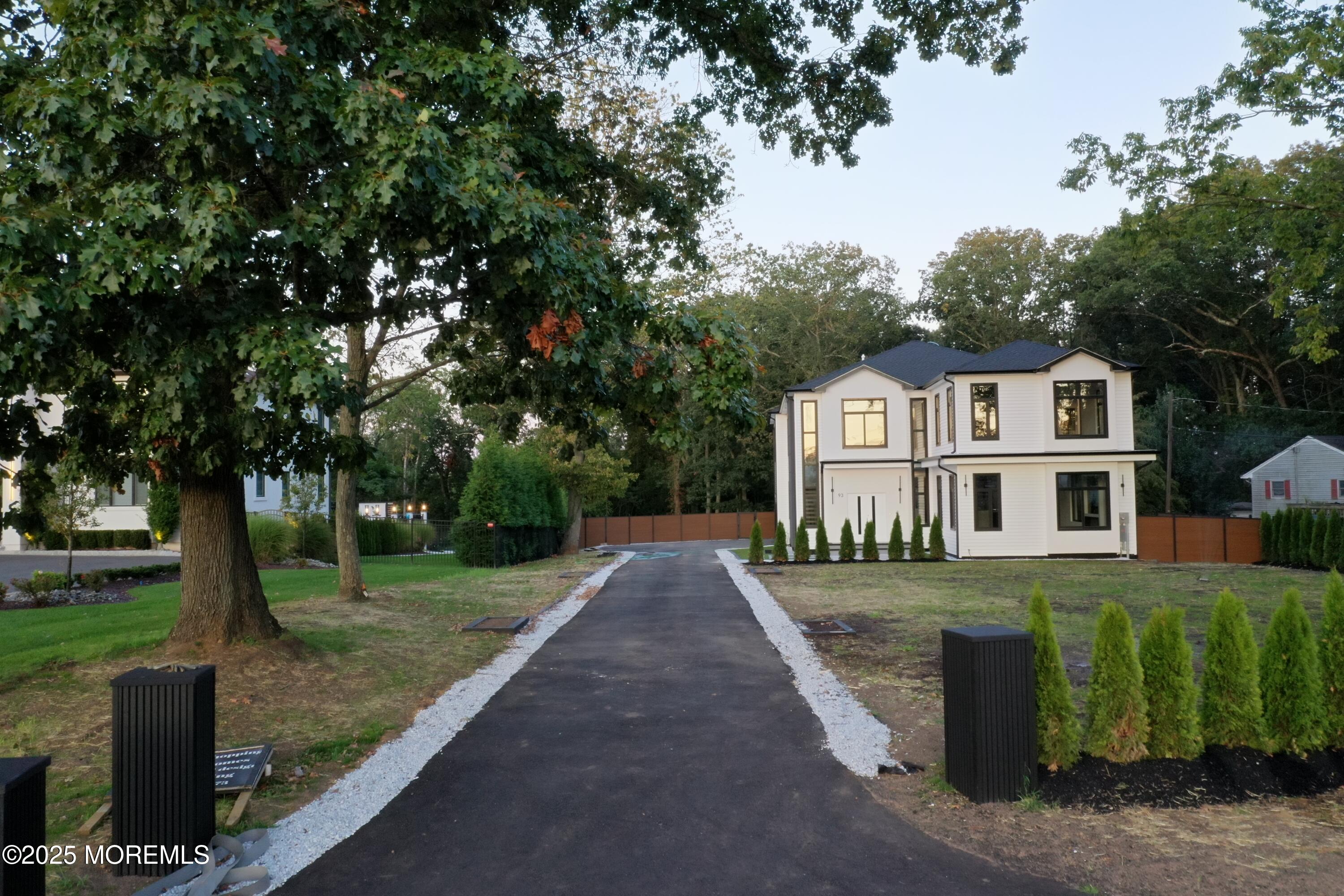 Marlboro, New Jersey, 07746, United States, 5 Bedrooms Bedrooms, ,5 BathroomsBathrooms,Residential,Active,1929654