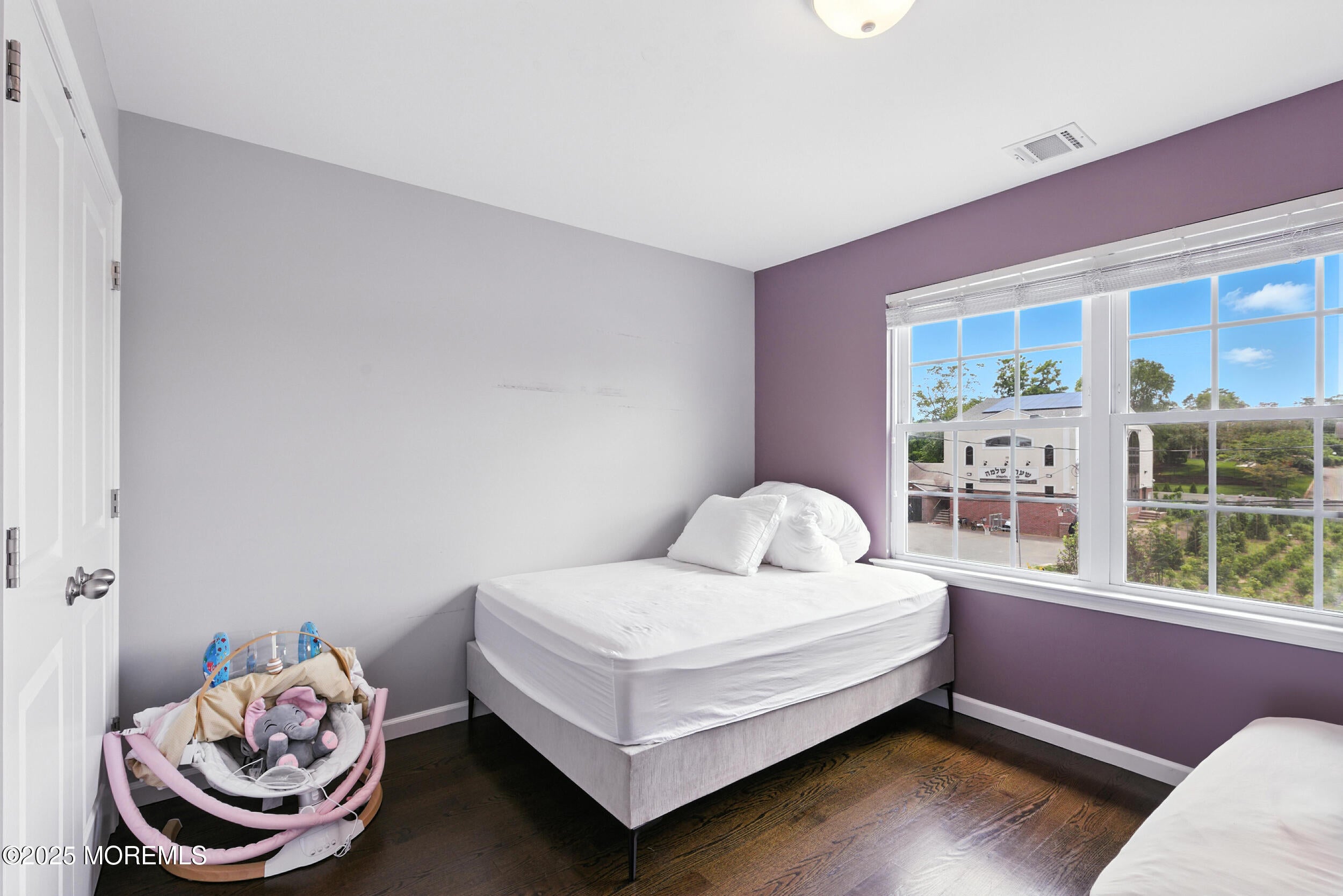 Lakewood, New Jersey, 08701, United States, 10 Bedrooms Bedrooms, ,6 BathroomsBathrooms,Residential,Pending,1973270