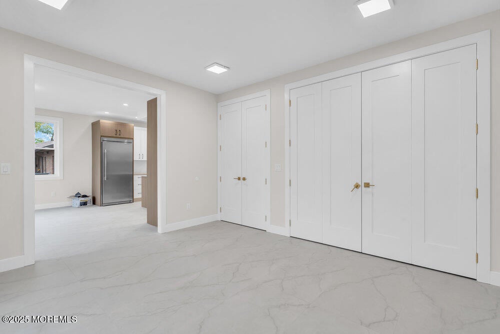 Lakewood, New Jersey, 08701, United States, 5 Bedrooms Bedrooms, ,4 BathroomsBathrooms,Residential,Active,1973269