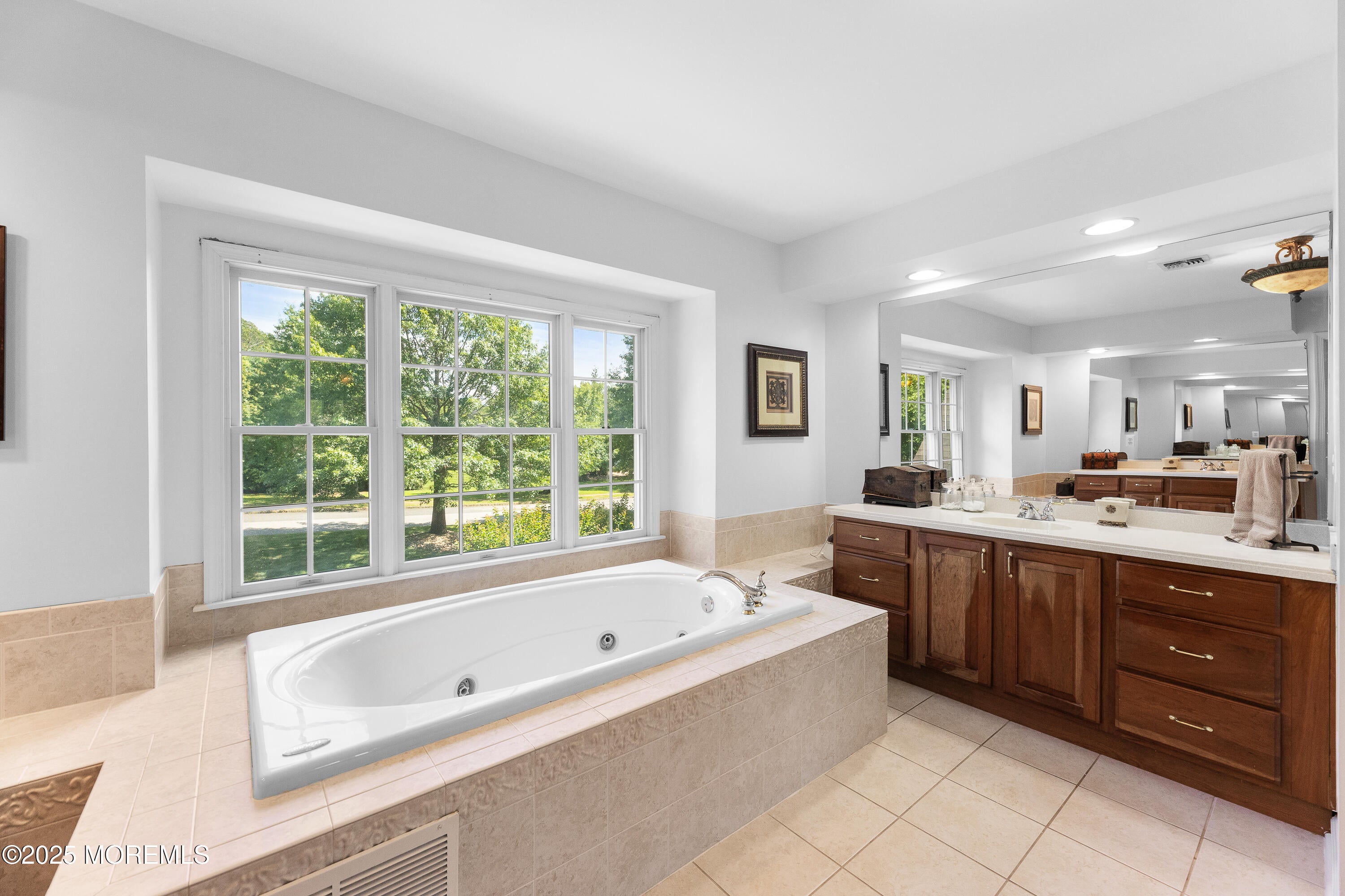 Millstone, New Jersey, 08510, United States, 5 Bedrooms Bedrooms, ,6 BathroomsBathrooms,Residential,Active,1954020