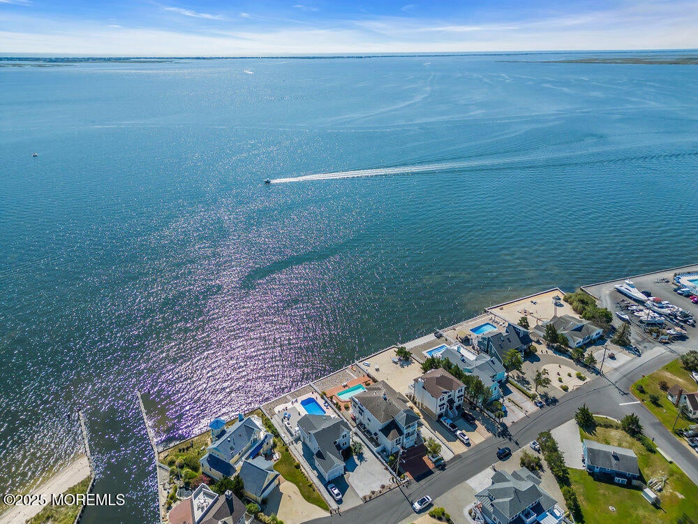 Waretown, New Jersey, 08758, United States, 4 Bedrooms Bedrooms, ,5 BathroomsBathrooms,Residential,Active,1926919