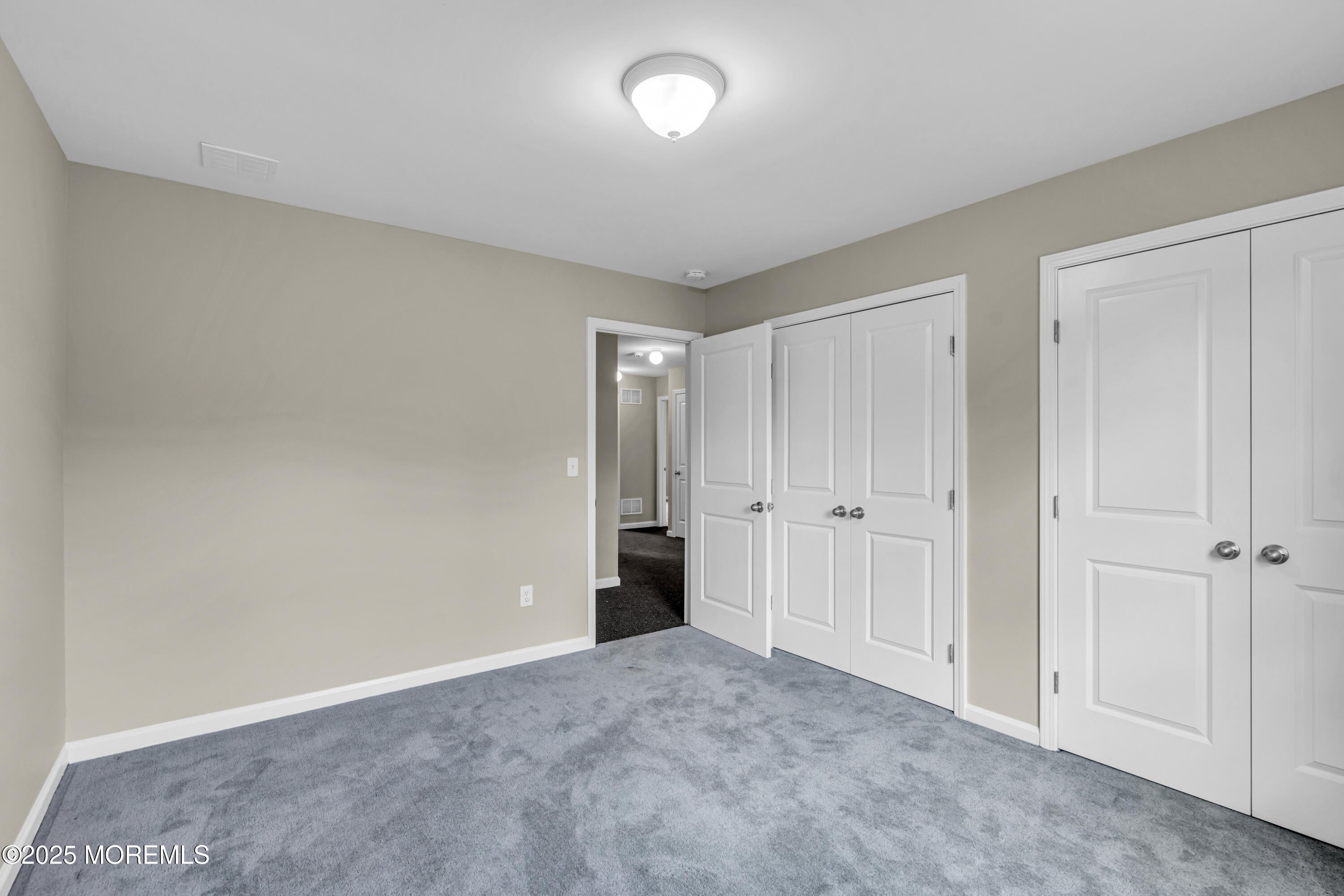 Lakewood, New Jersey, 08701, United States, 5 Bedrooms Bedrooms, ,4 BathroomsBathrooms,Residential,Active,1941365