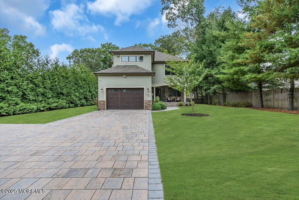 Eatontown, New Jersey, 07724, United States, 5 Bedrooms Bedrooms, ,3 BathroomsBathrooms,Residential,Active,1922289