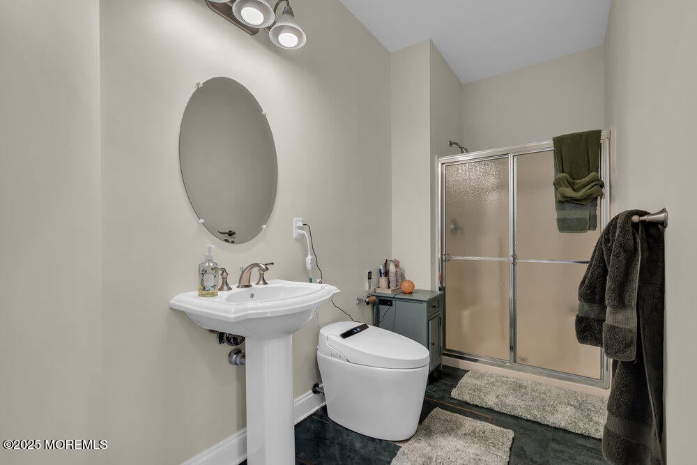 Toms River, New Jersey, 08753, United States, 5 Bedrooms Bedrooms, ,4 BathroomsBathrooms,Residential,Active,1989768