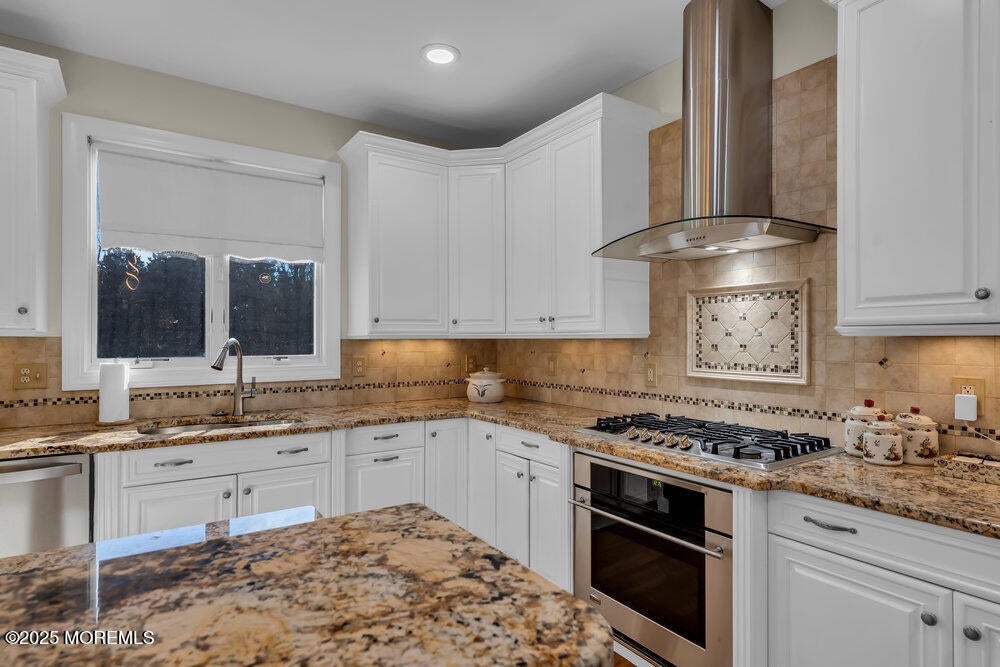 Toms River, New Jersey, 08753, United States, 5 Bedrooms Bedrooms, ,4 BathroomsBathrooms,Residential,Active,1989768