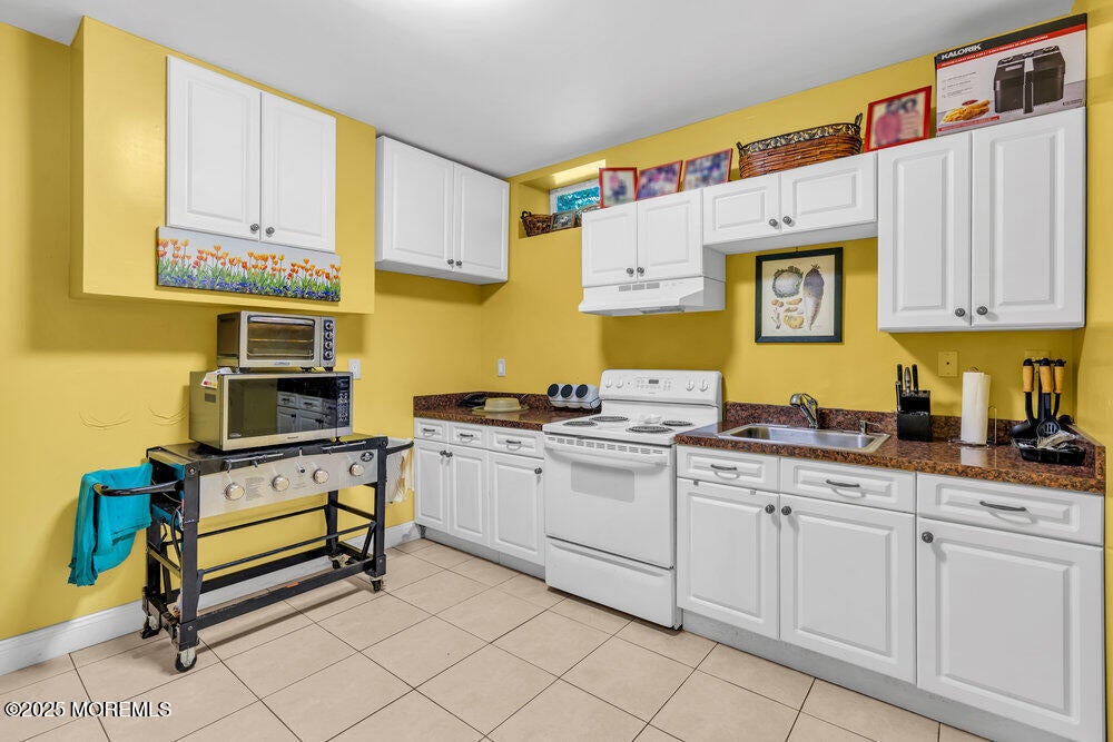 Jackson, New Jersey, 08527, United States, 5 Bedrooms Bedrooms, ,5 BathroomsBathrooms,Residential,Active,1992255