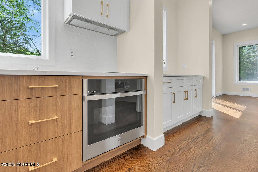 Jackson, New Jersey, 08527, United States, 6 Bedrooms Bedrooms, ,4 BathroomsBathrooms,Residential,Active,1973337