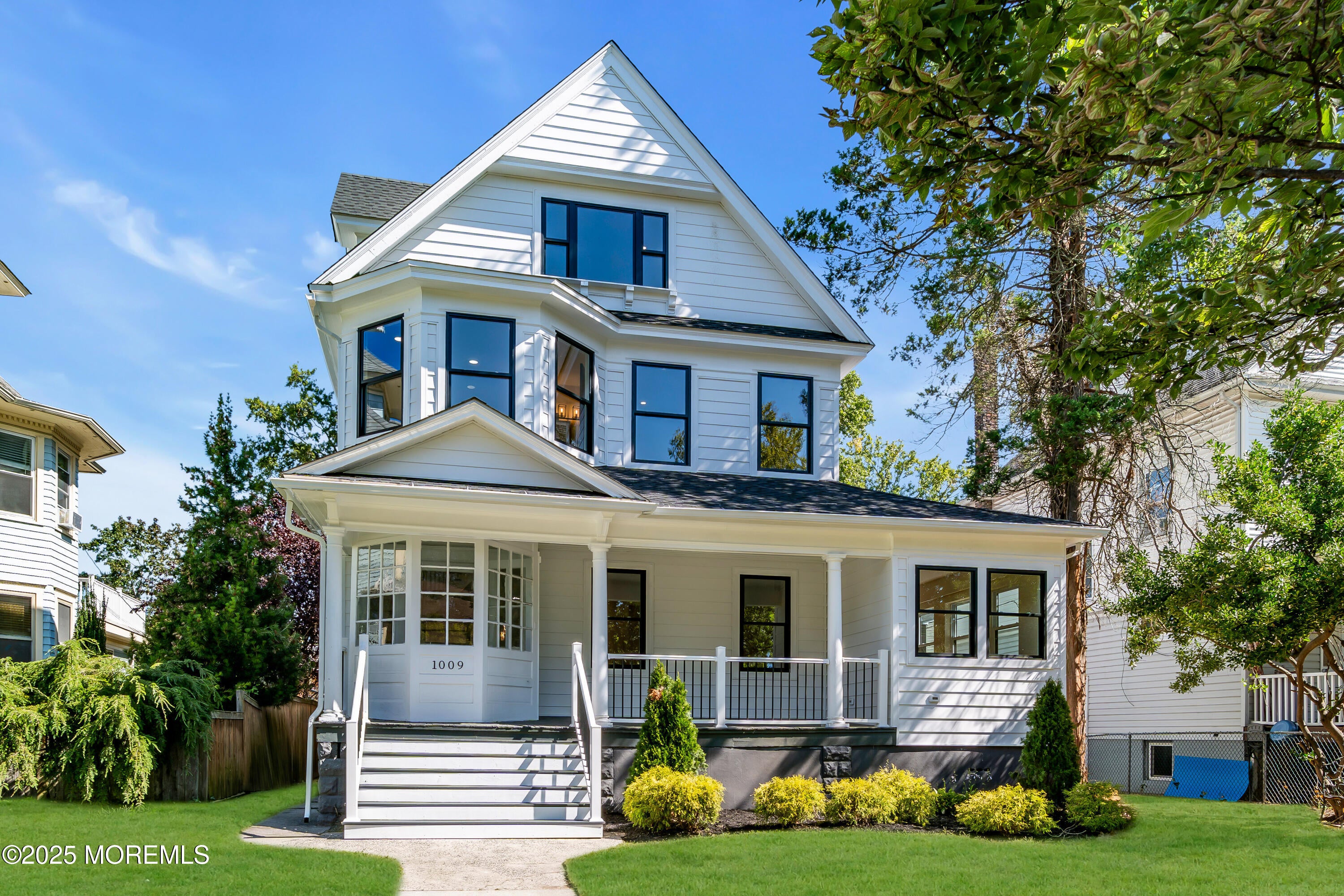 Asbury Park, New Jersey, 07712, United States, 6 Bedrooms Bedrooms, ,4 BathroomsBathrooms,Residential,Active,1929708