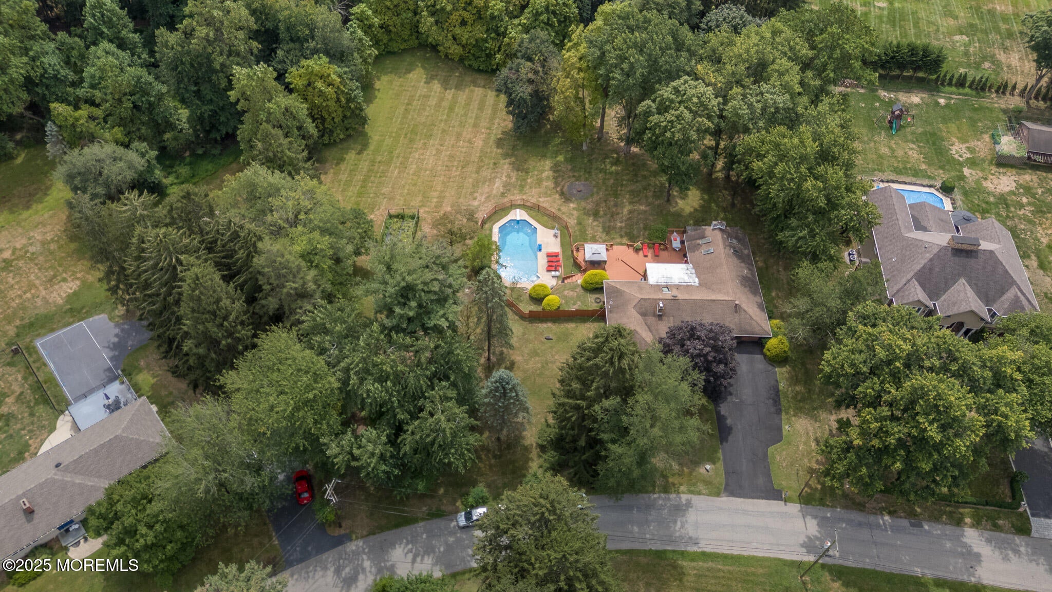 Holmdel, New Jersey, 07733, United States, 4 Bedrooms Bedrooms, ,3 BathroomsBathrooms,Residential,Active,1962185