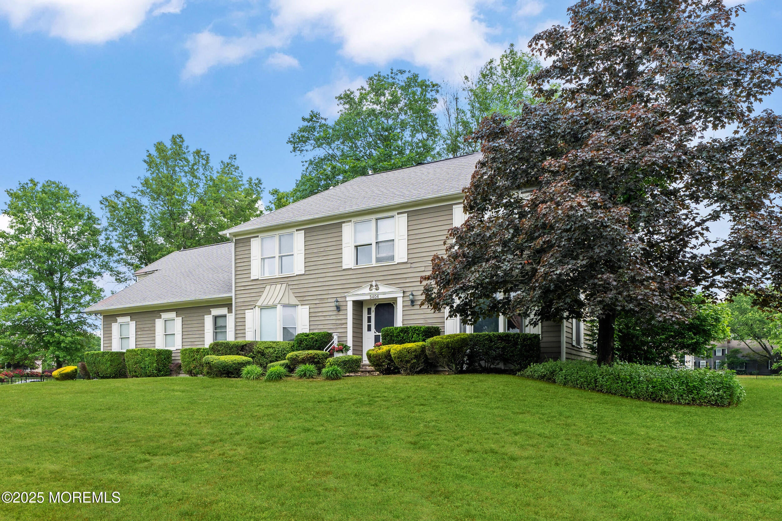Allenwood, New Jersey, 08720, United States, 5 Bedrooms Bedrooms, ,3 BathroomsBathrooms,Residential,Active,1849537