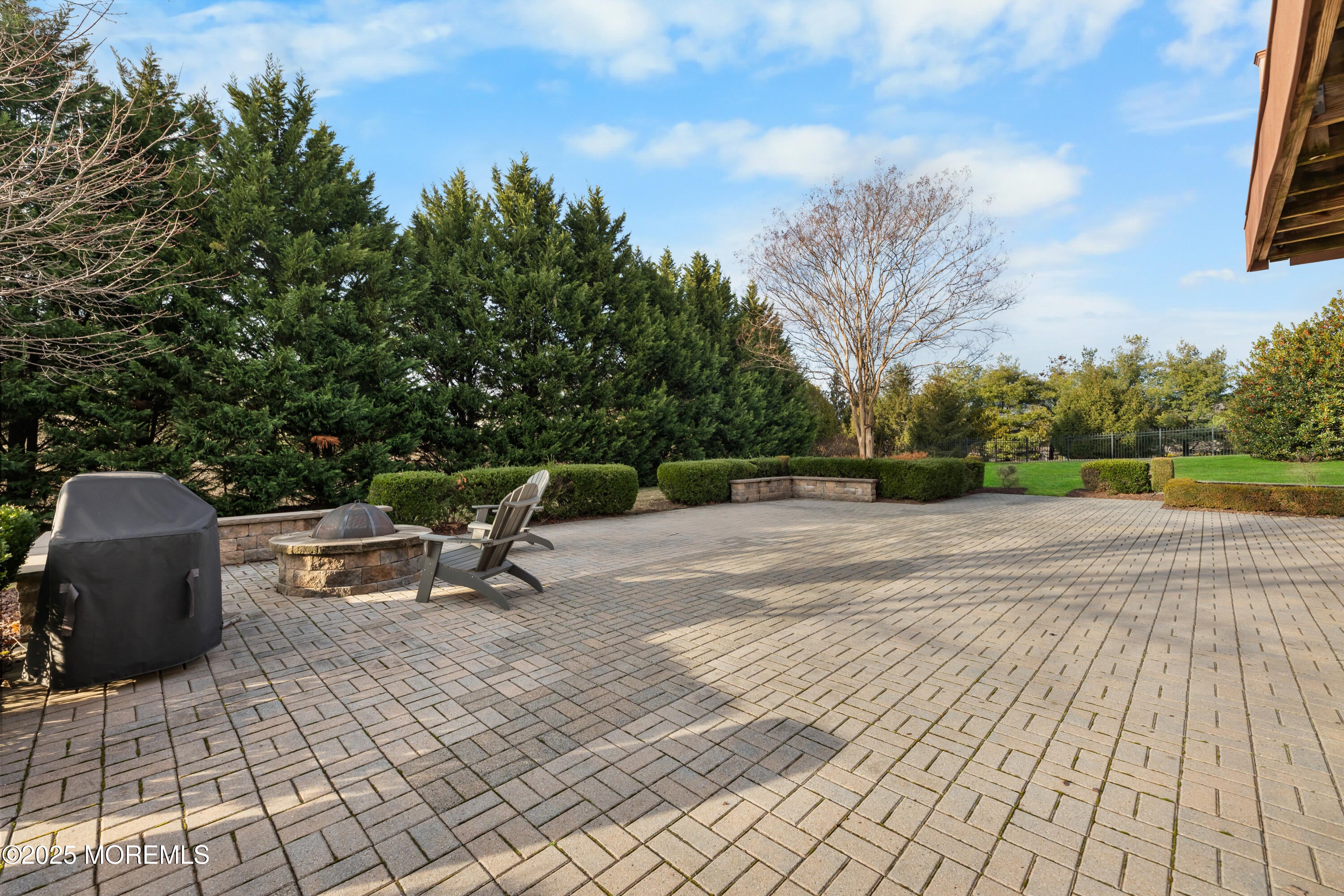 Millstone, New Jersey, 08510, United States, 4 Bedrooms Bedrooms, ,3 BathroomsBathrooms,Residential,Pending,2007227