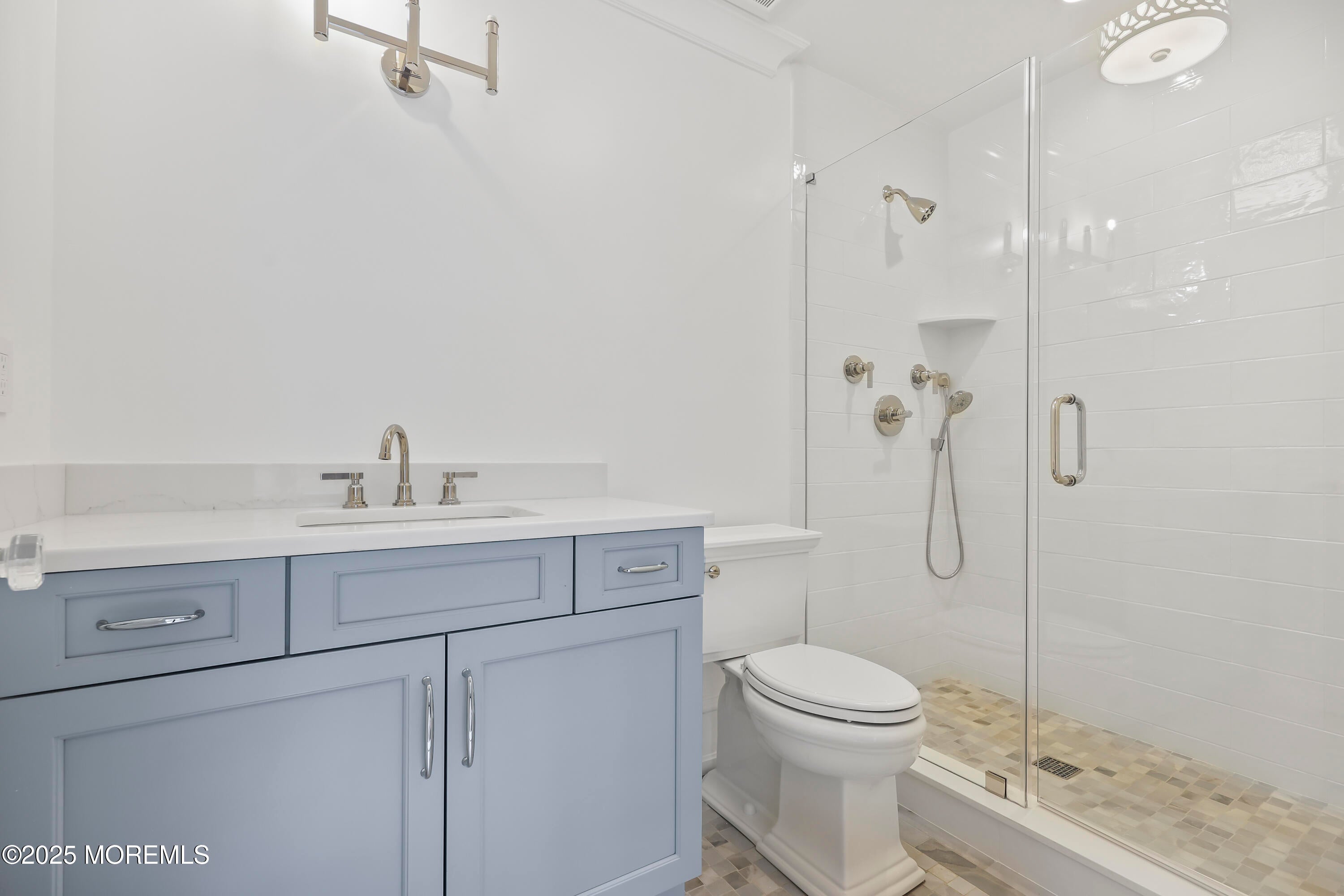 Rumson, New Jersey, 07760, United States, 6 Bedrooms Bedrooms, ,7 BathroomsBathrooms,Residential,Active,1904739