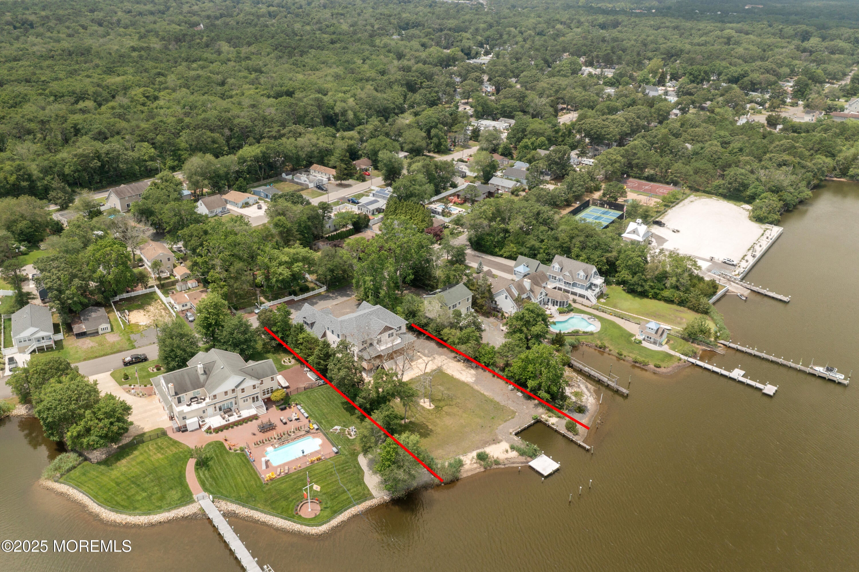 Waretown, New Jersey, 08758, United States, 4 Bedrooms Bedrooms, ,3 BathroomsBathrooms,Residential,Active,1903205