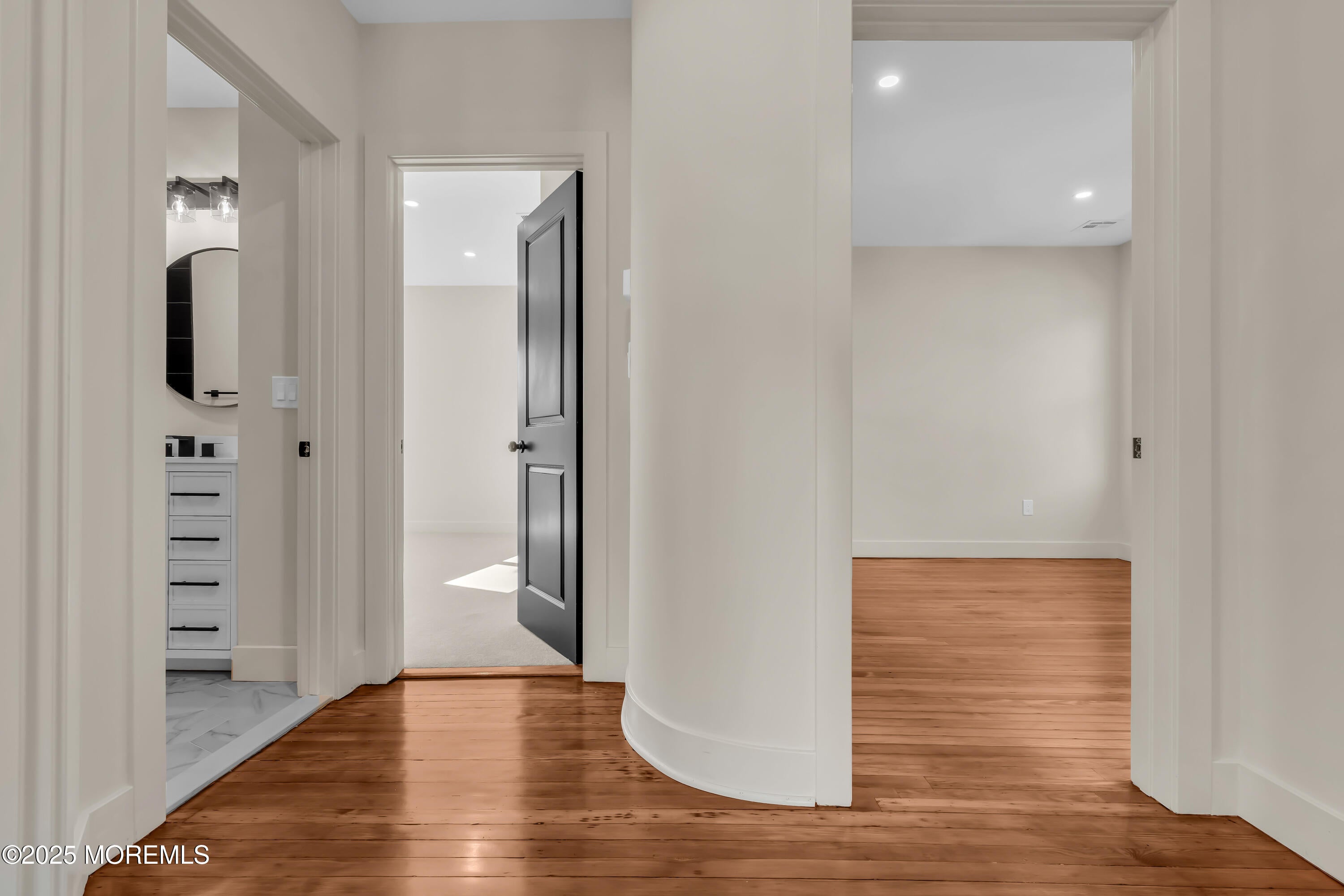 Asbury Park, New Jersey, 07712, United States, 6 Bedrooms Bedrooms, ,4 BathroomsBathrooms,Residential,Active,1929708