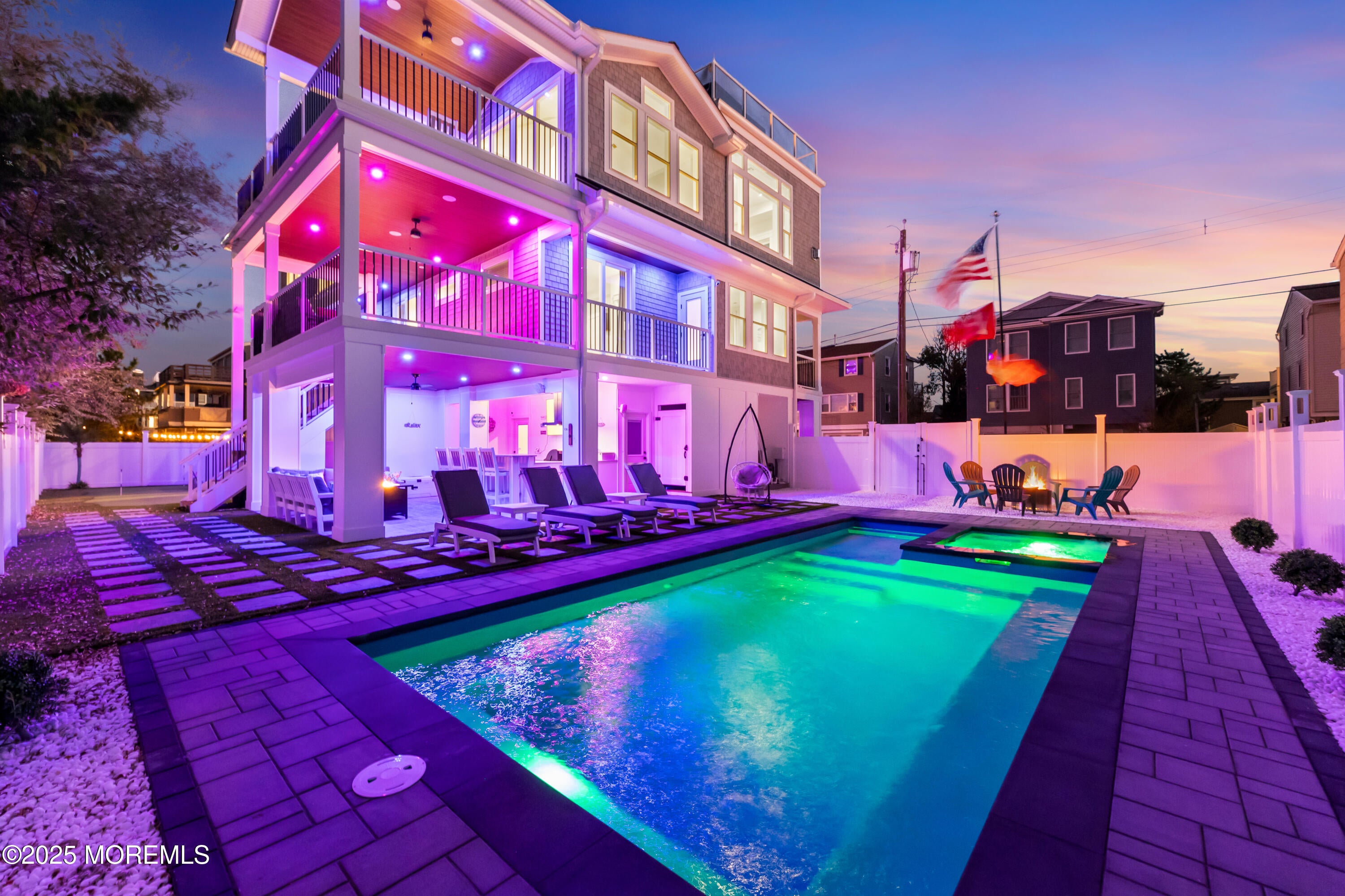 Beach Haven, New Jersey, 08008, United States, 6 Bedrooms Bedrooms, ,6 BathroomsBathrooms,Residential,Active,1969766