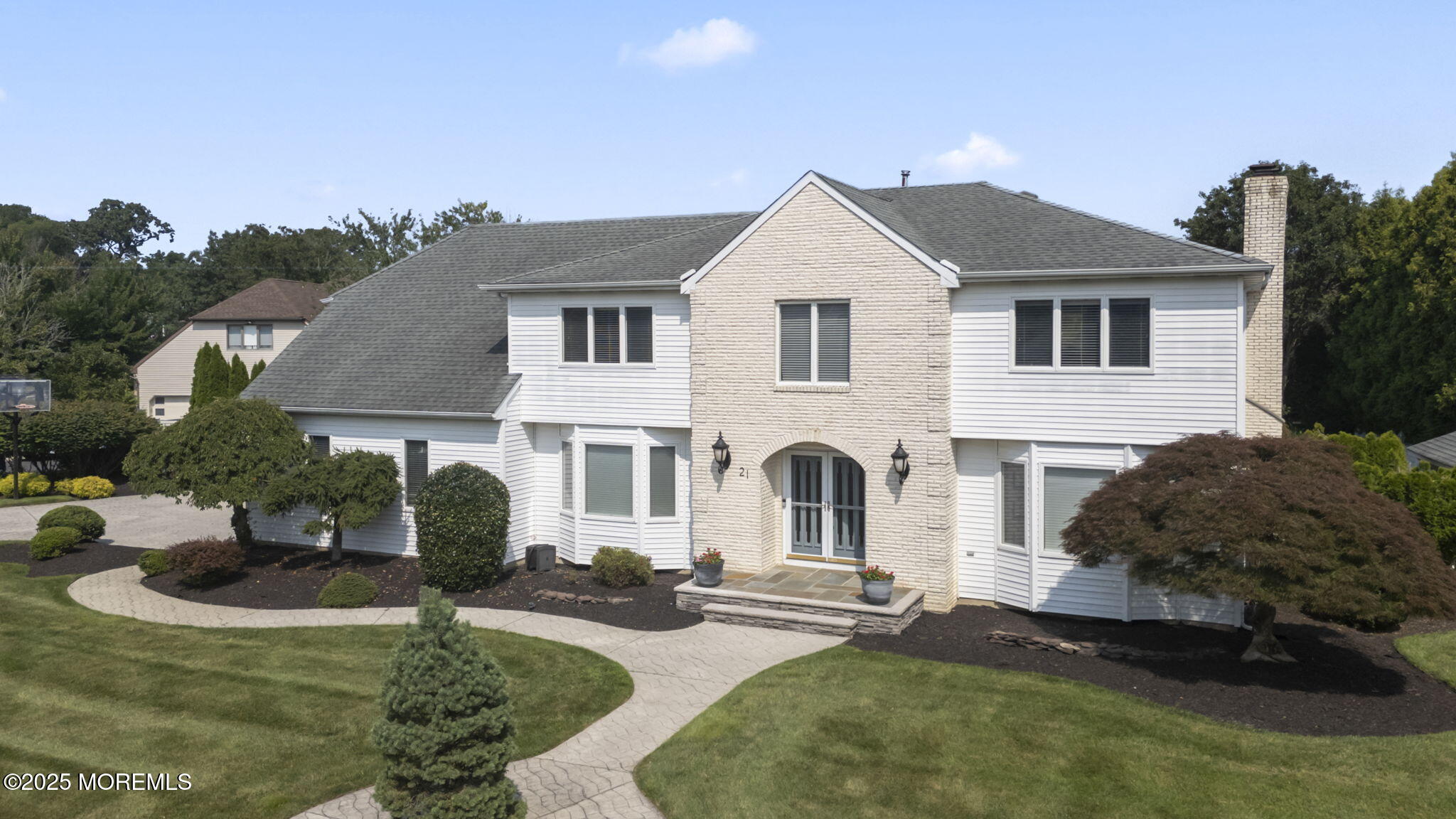 Eatontown, New Jersey, 07724, United States, 6 Bedrooms Bedrooms, ,3 BathroomsBathrooms,Residential,Active,1909866