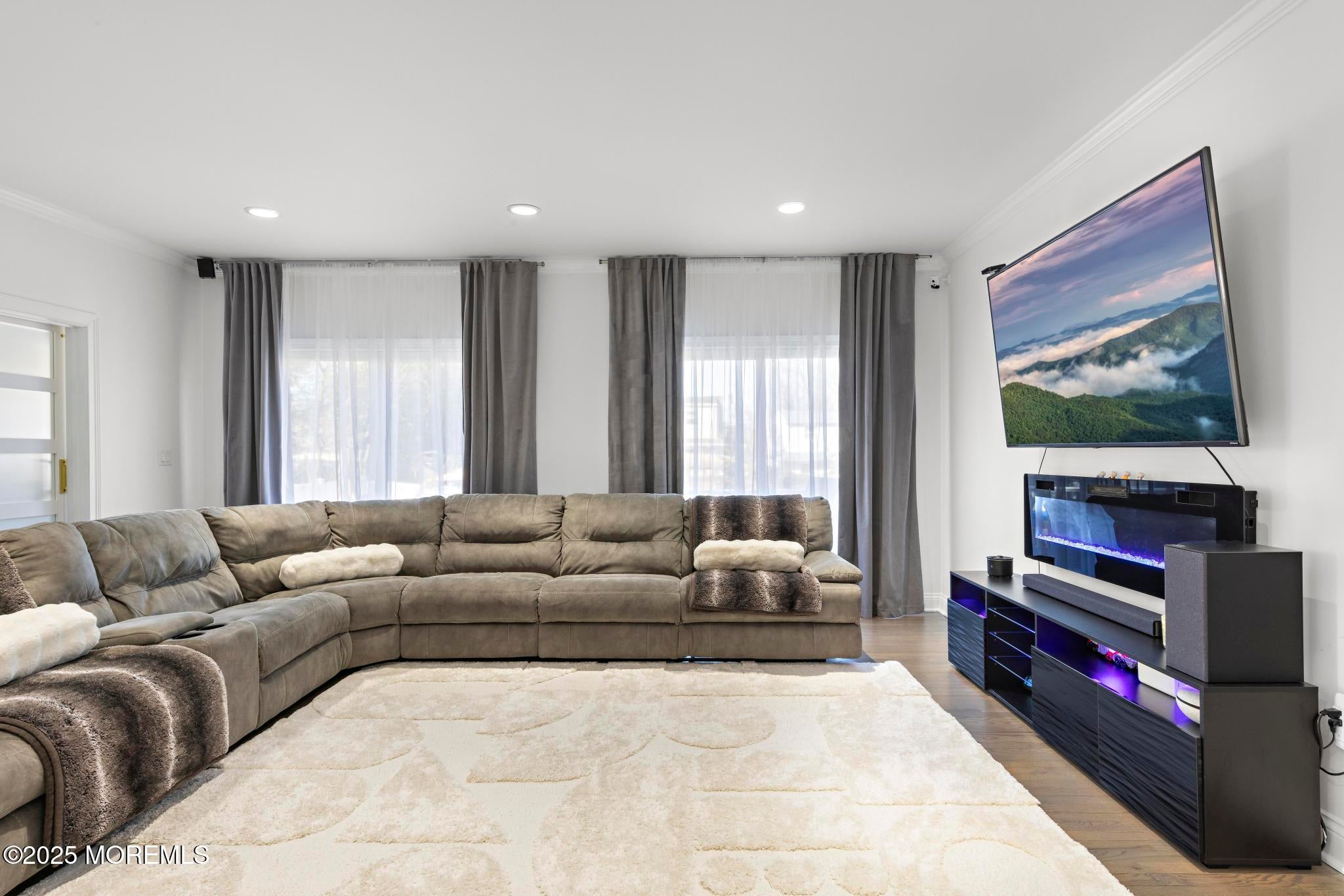 West Long Branch, New Jersey, 07764, United States, 4 Bedrooms Bedrooms, ,4 BathroomsBathrooms,Residential,Active,1903194