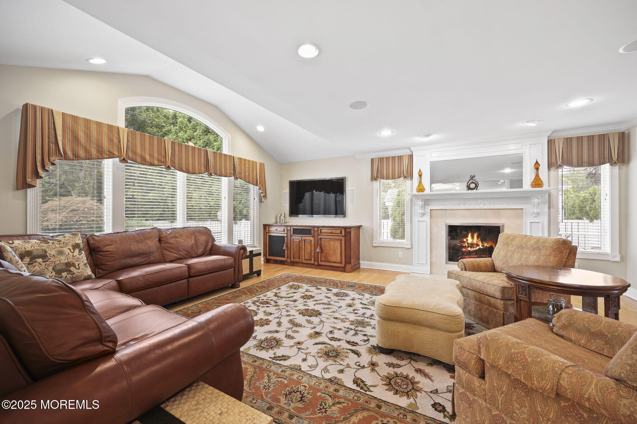 Eatontown, New Jersey, 07724, United States, 6 Bedrooms Bedrooms, ,3 BathroomsBathrooms,Residential,Active,2017488