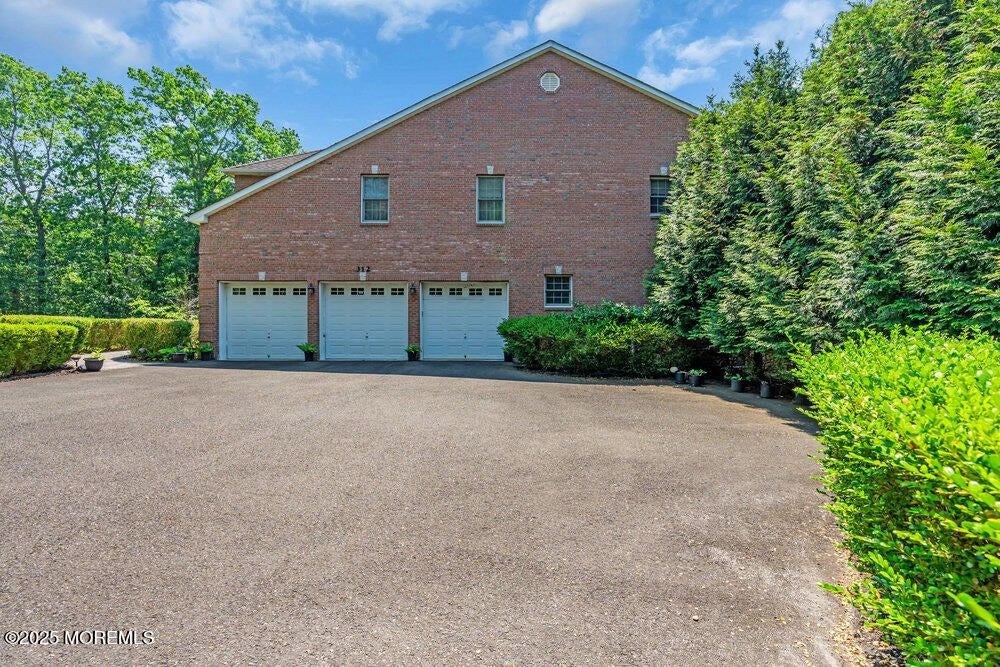 Jackson, New Jersey, 08527, United States, 5 Bedrooms Bedrooms, ,5 BathroomsBathrooms,Residential,Active,1992255