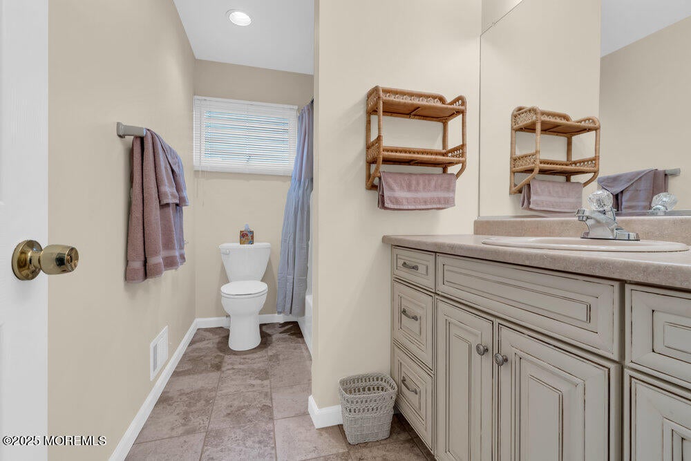 Manasquan, New Jersey, 08736, United States, 3 Bedrooms Bedrooms, ,2 BathroomsBathrooms,Residential,Active,1810503