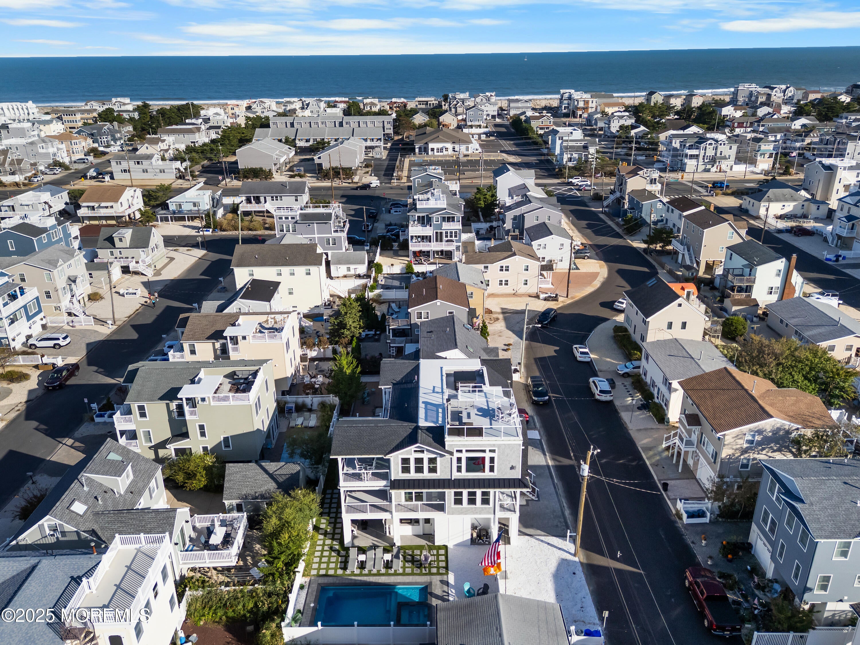 Beach Haven, New Jersey, 08008, United States, 6 Bedrooms Bedrooms, ,6 BathroomsBathrooms,Residential,Active,1969766