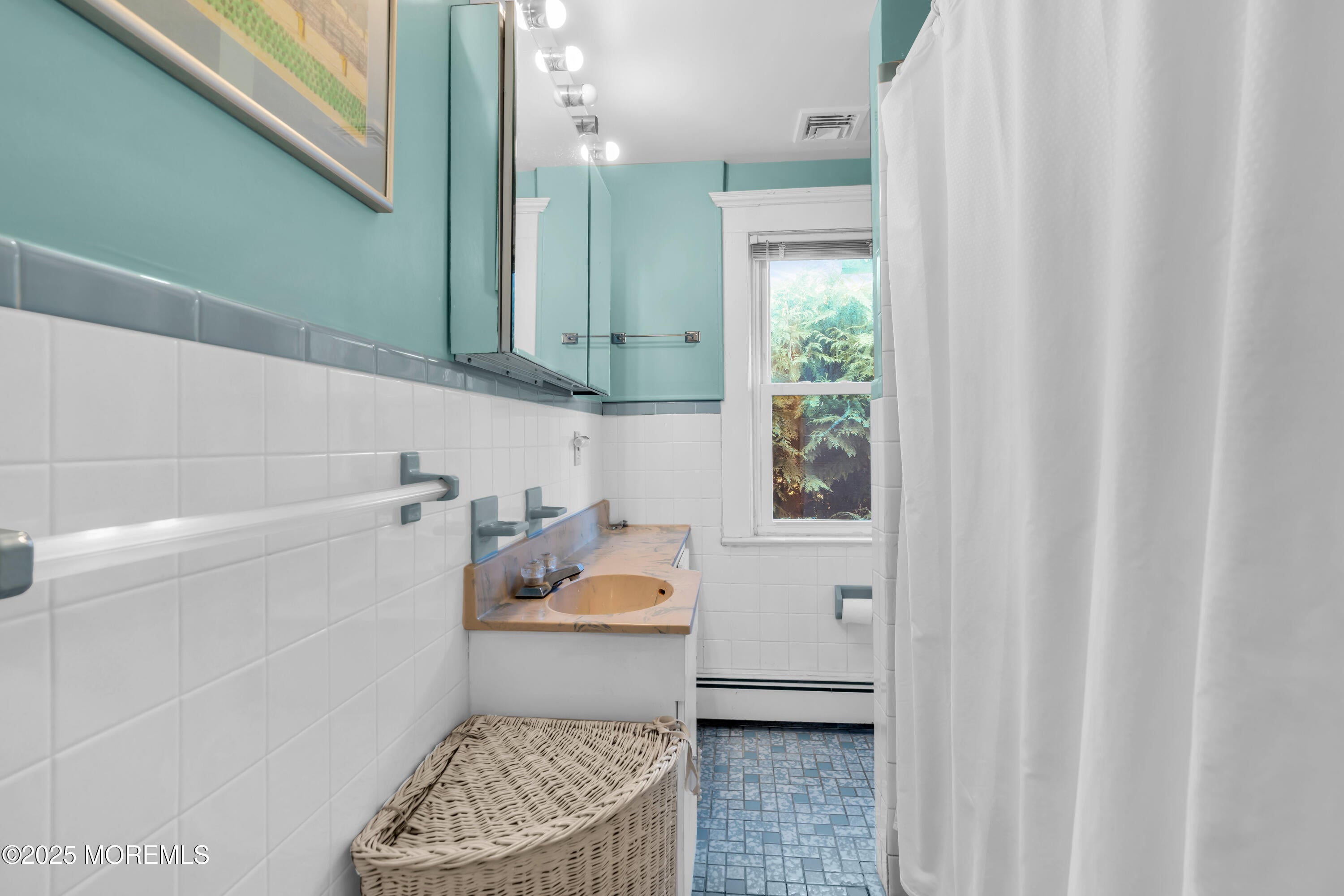 Spring Lake, New Jersey, 07762, United States, 5 Bedrooms Bedrooms, ,5 BathroomsBathrooms,Residential,Active,2003544