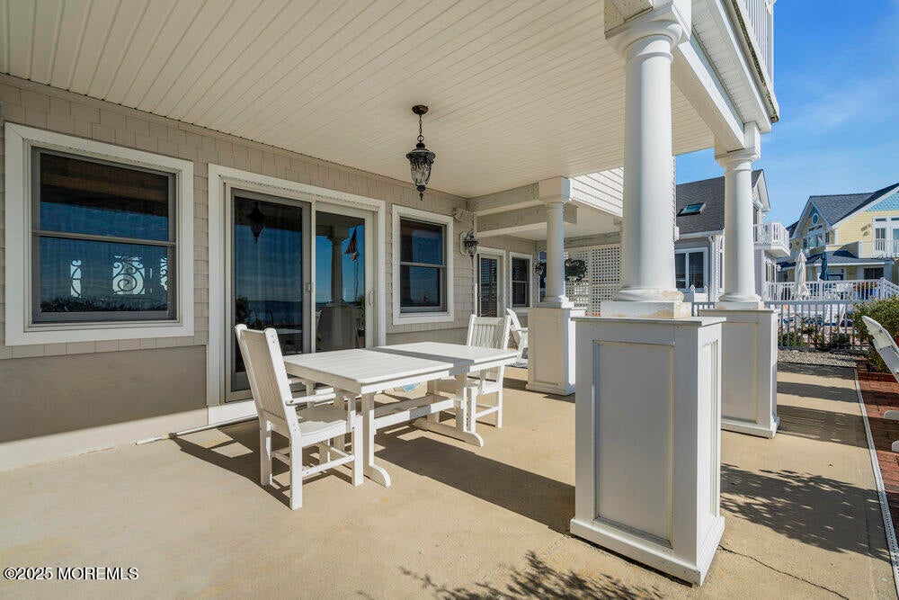 Waretown, New Jersey, 08758, United States, 4 Bedrooms Bedrooms, ,5 BathroomsBathrooms,Residential,Active,1926919