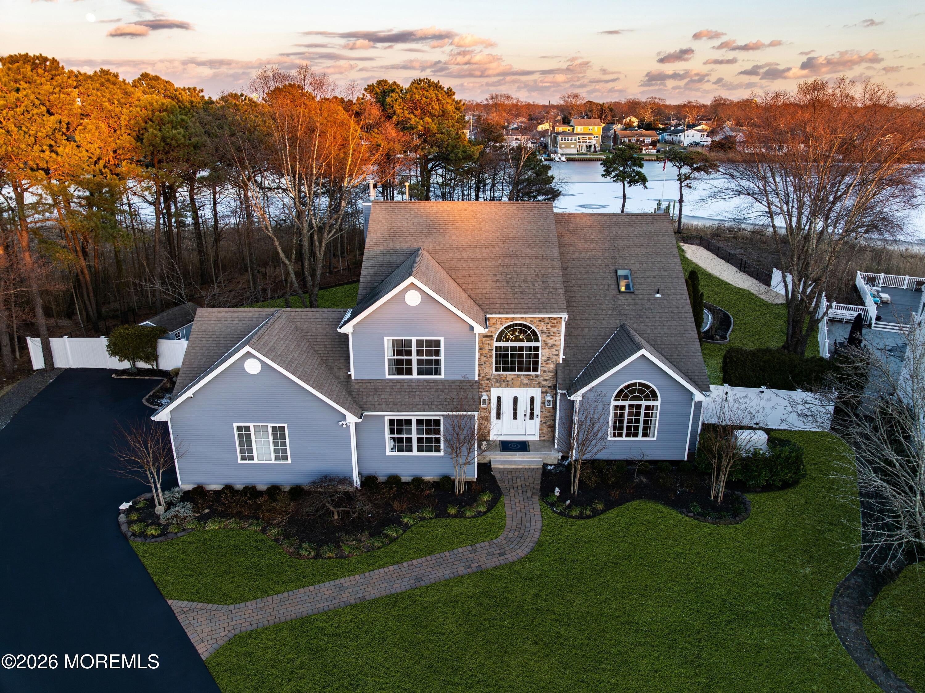 Brick, New Jersey, 08724, United States, 5 Bedrooms Bedrooms, ,3 BathroomsBathrooms,Residential,Active,2007172