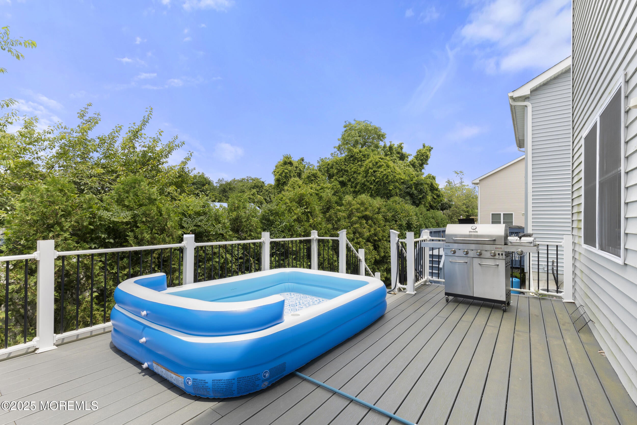 Lakewood, New Jersey, 08701, United States, 10 Bedrooms Bedrooms, ,6 BathroomsBathrooms,Residential,Pending,1973270