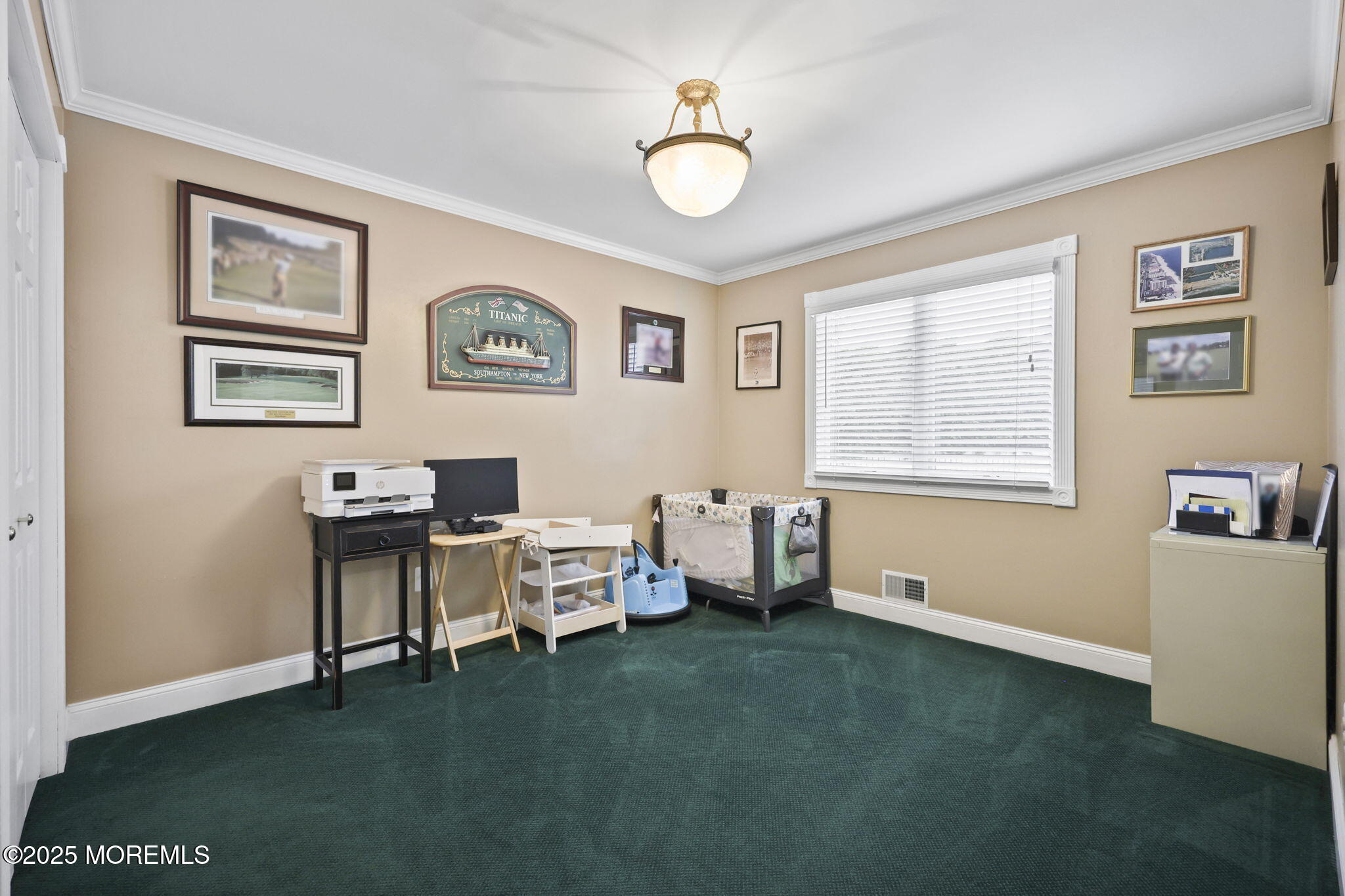 Eatontown, New Jersey, 07724, United States, 6 Bedrooms Bedrooms, ,3 BathroomsBathrooms,Residential,Active,1909866