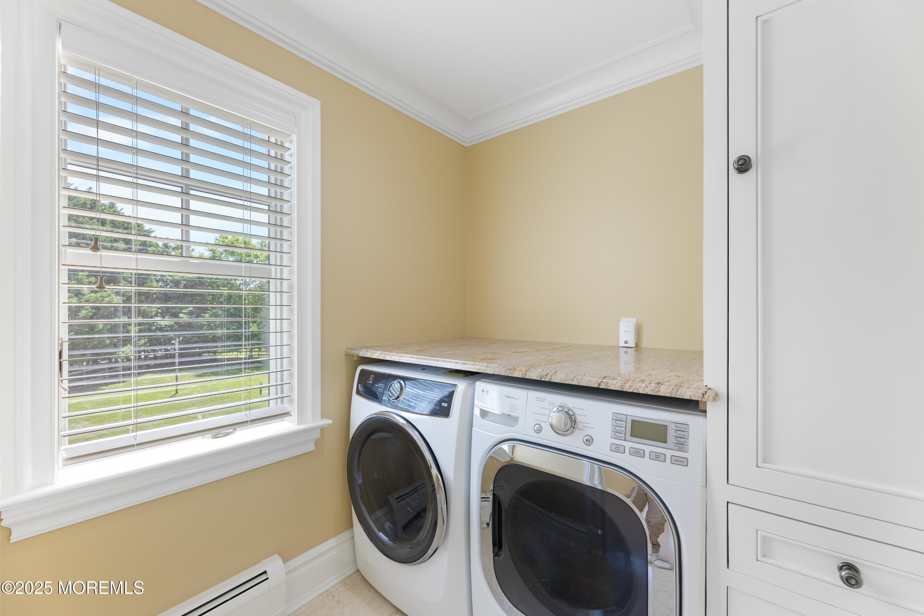 Millstone, New Jersey, 08535, United States, 5 Bedrooms Bedrooms, ,5 BathroomsBathrooms,Residential,Active,1900405