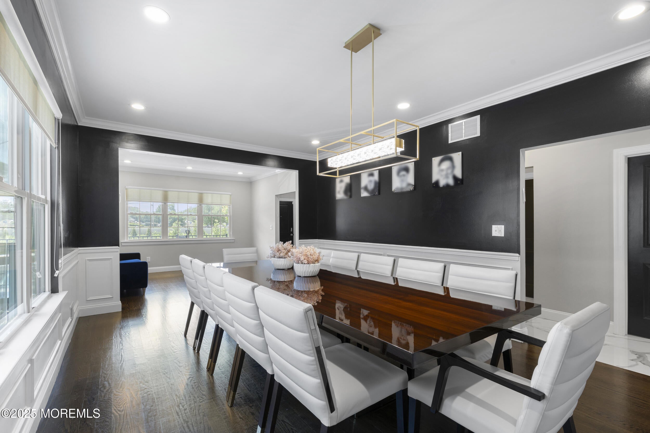 Lakewood, New Jersey, 08701, United States, 10 Bedrooms Bedrooms, ,6 BathroomsBathrooms,Residential,Pending,1973270