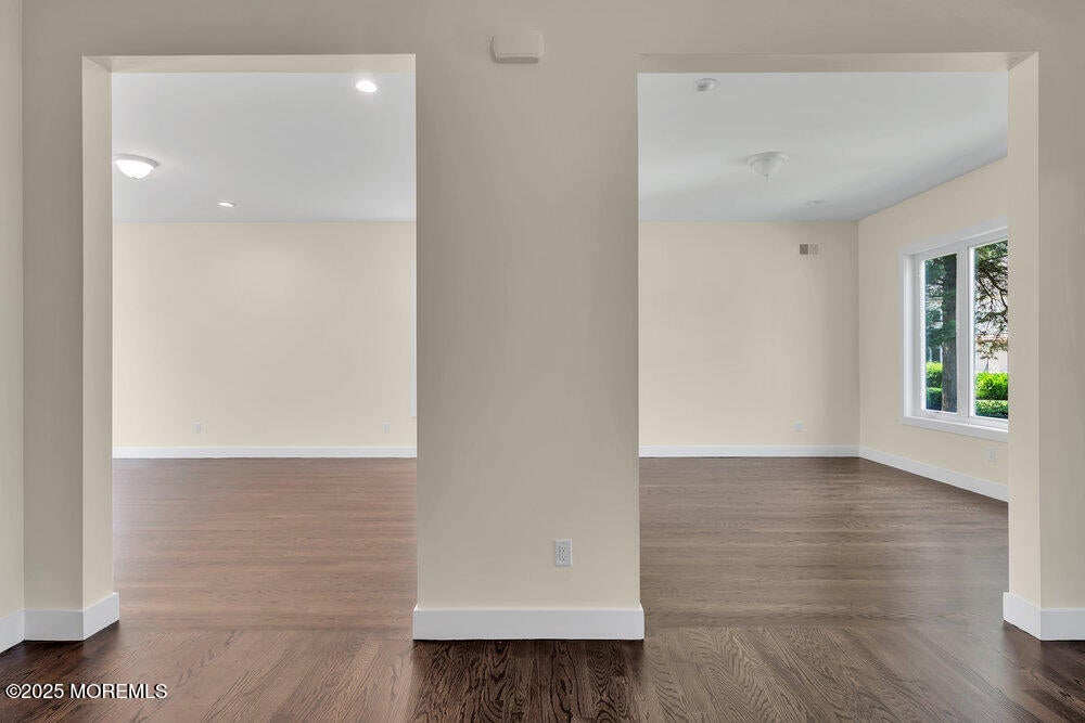 Jackson, New Jersey, 08527, United States, 6 Bedrooms Bedrooms, ,4 BathroomsBathrooms,Residential,Active,1973337