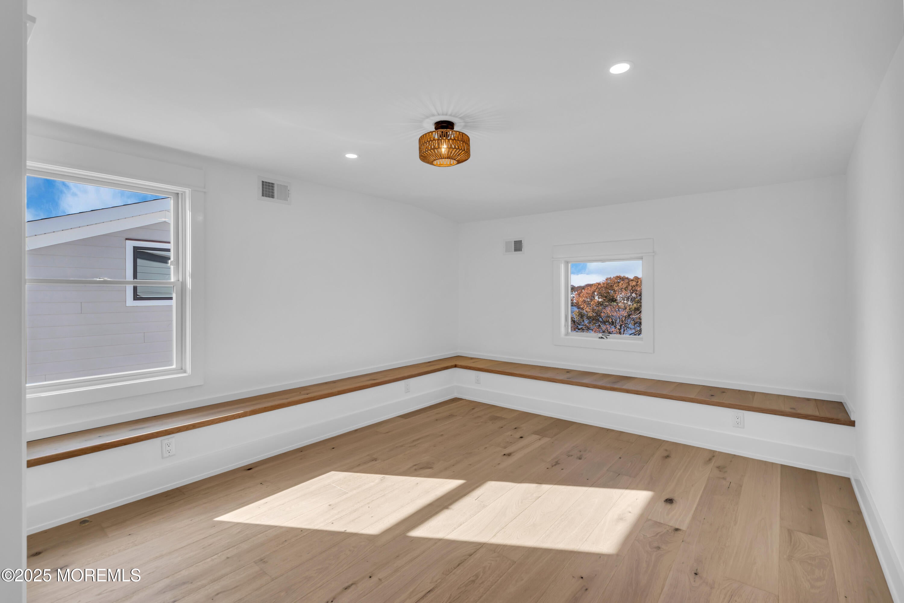 Point Pleasant, New Jersey, 08742, United States, 5 Bedrooms Bedrooms, ,4 BathroomsBathrooms,Residential,Active,1992294