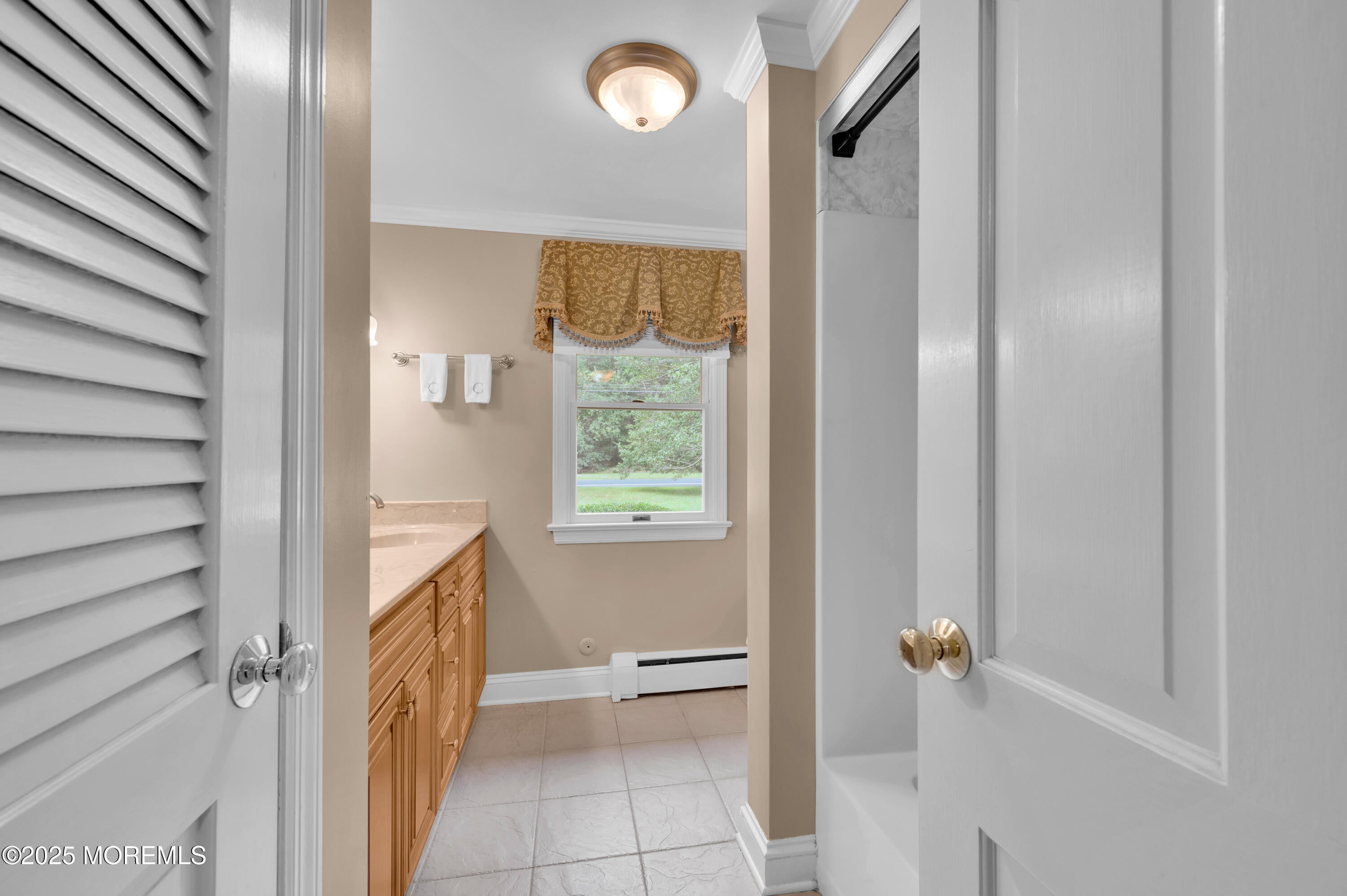 Freehold, New Jersey, 07728, United States, 3 Bedrooms Bedrooms, ,3 BathroomsBathrooms,Residential,Active,1922276