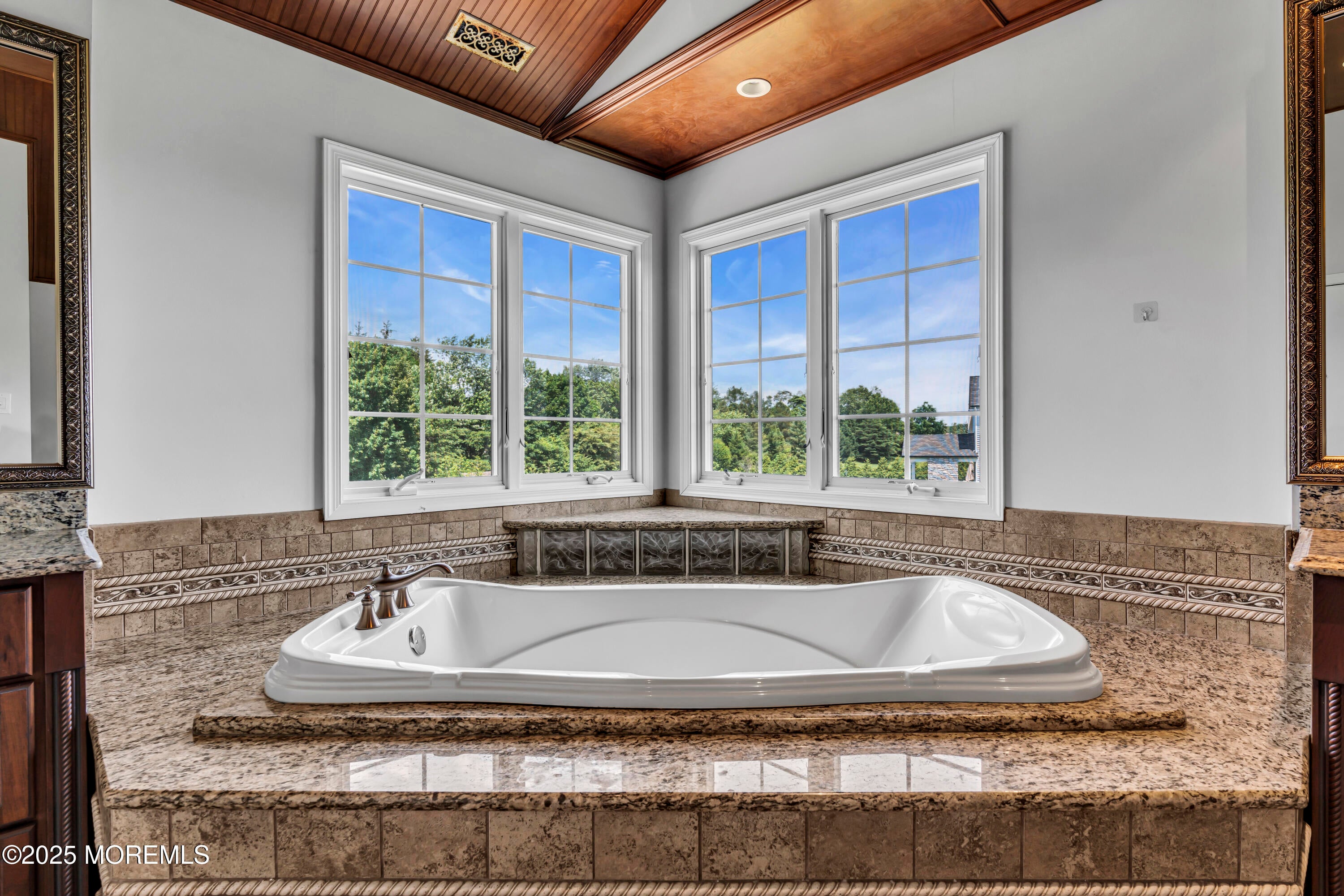 Farmingdale, New Jersey, 07727, United States, 4 Bedrooms Bedrooms, ,5 BathroomsBathrooms,Residential,Active,1868149