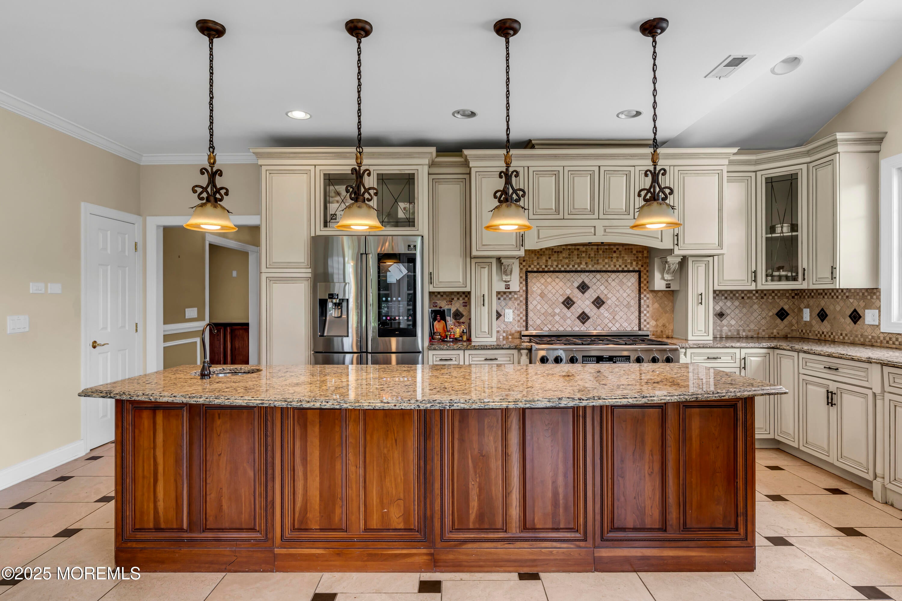 Farmingdale, New Jersey, 07727, United States, 4 Bedrooms Bedrooms, ,5 BathroomsBathrooms,Residential,Active,1868149