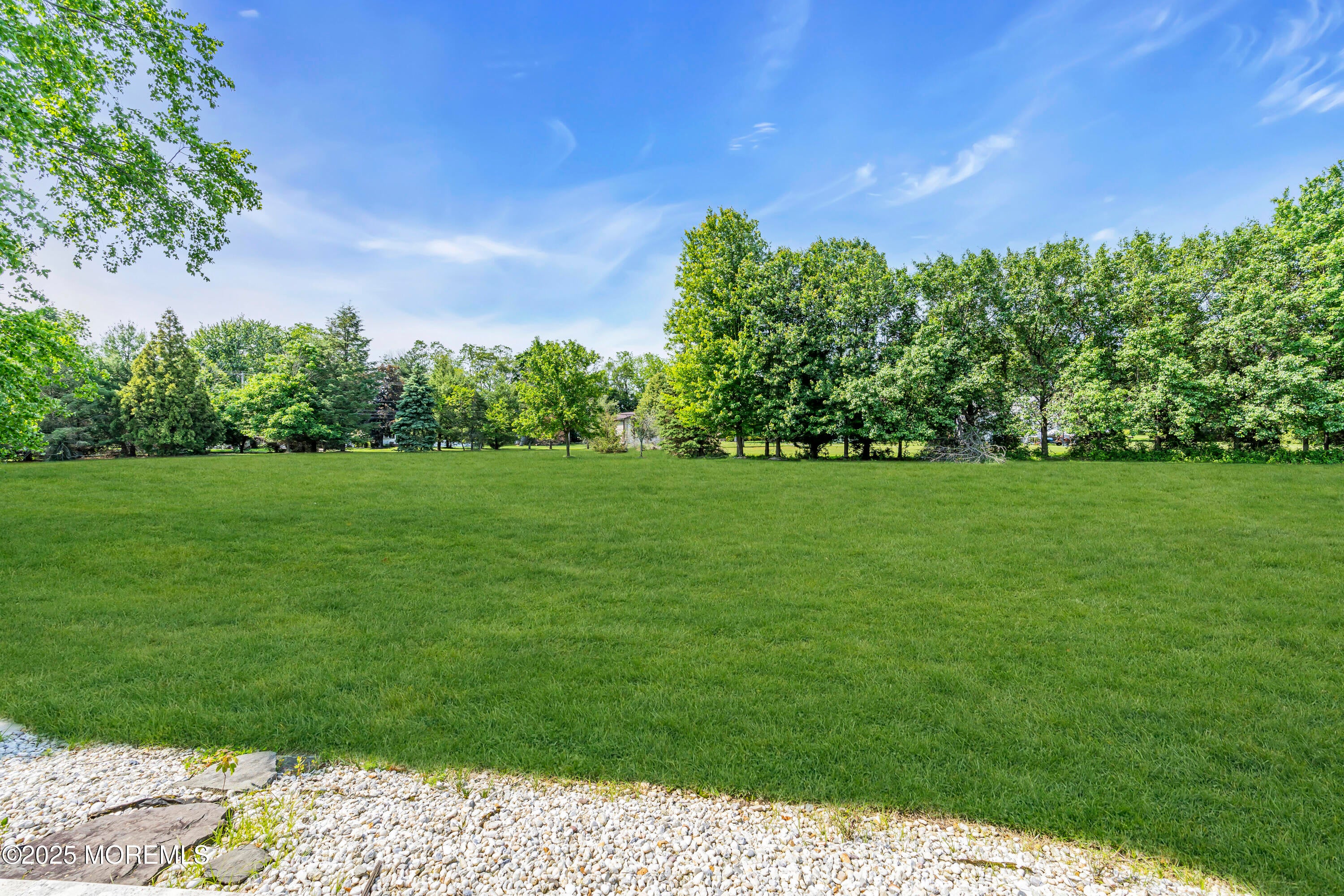 Farmingdale, New Jersey, 07727, United States, 4 Bedrooms Bedrooms, ,5 BathroomsBathrooms,Residential,Active,1868149