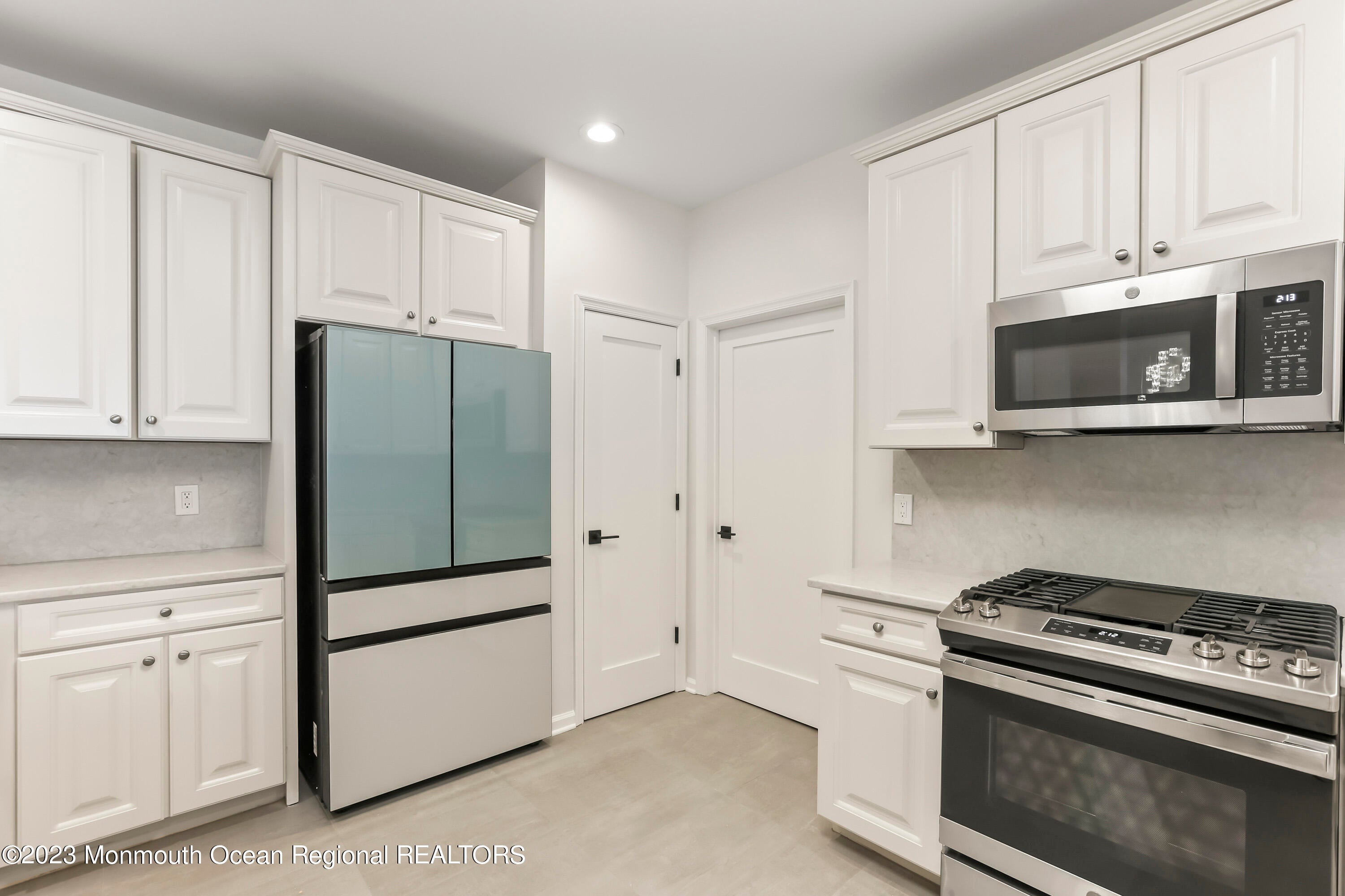 Long Branch, New Jersey, 07740, United States, 3 Bedrooms Bedrooms, ,2 BathroomsBathrooms,Residential,Active,1942376