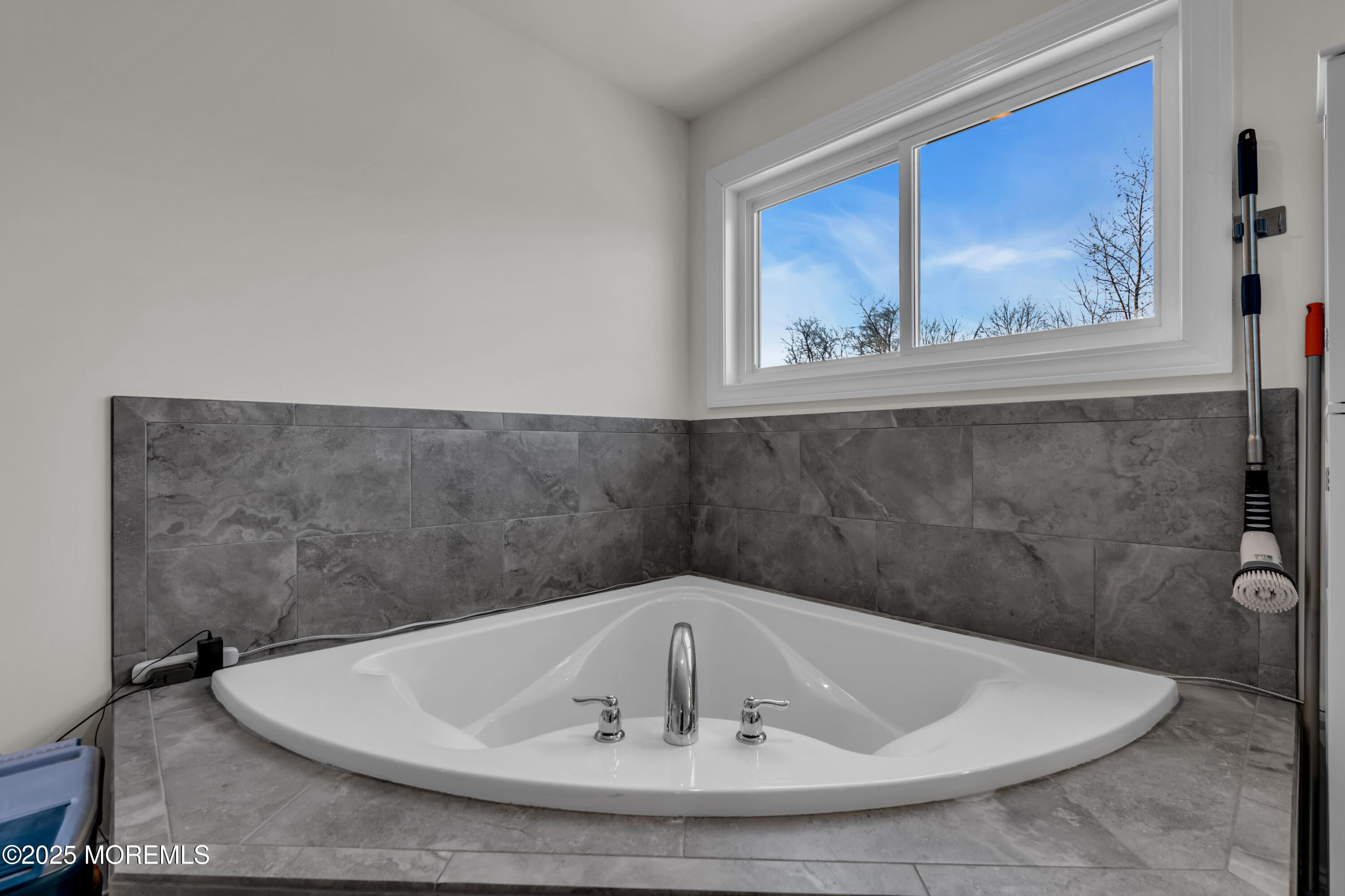 Millstone, New Jersey, 08510, United States, 4 Bedrooms Bedrooms, ,4 BathroomsBathrooms,Residential,Active,2007346