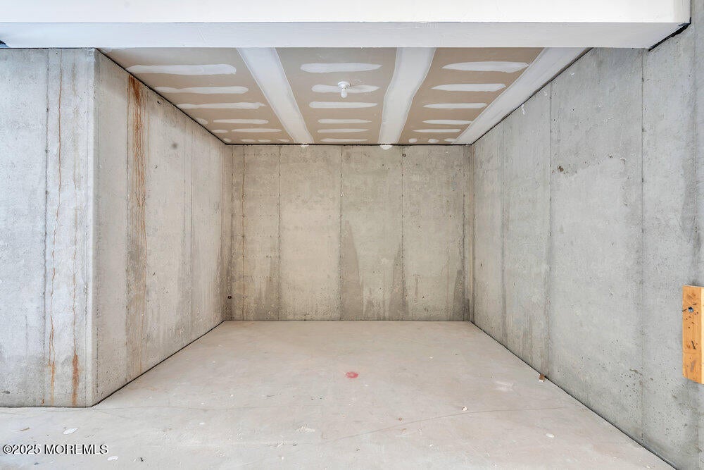 Jackson, New Jersey, 08527, United States, 6 Bedrooms Bedrooms, ,4 BathroomsBathrooms,Residential,Active,1973337